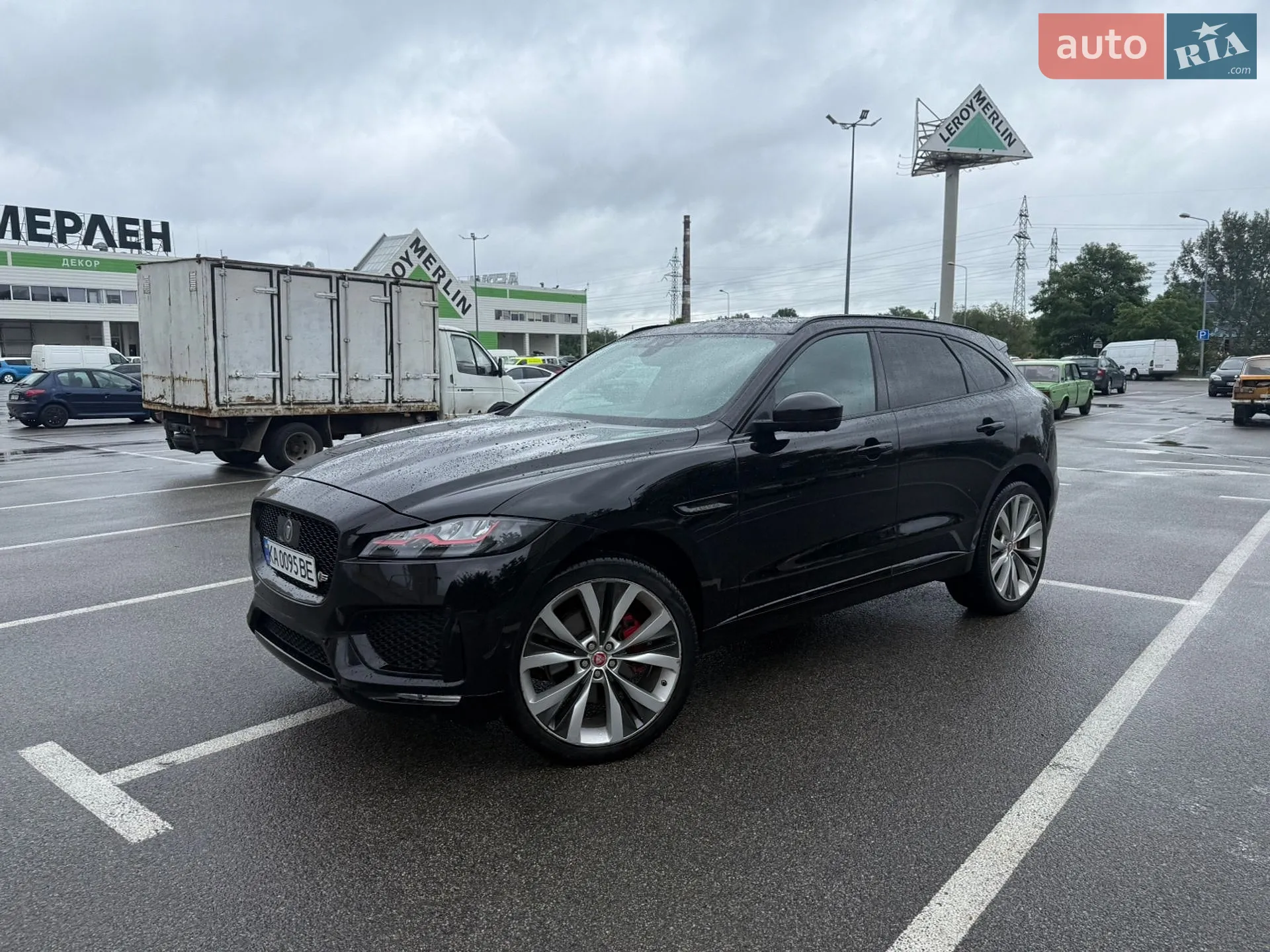 Jaguar F-Pace, 2016