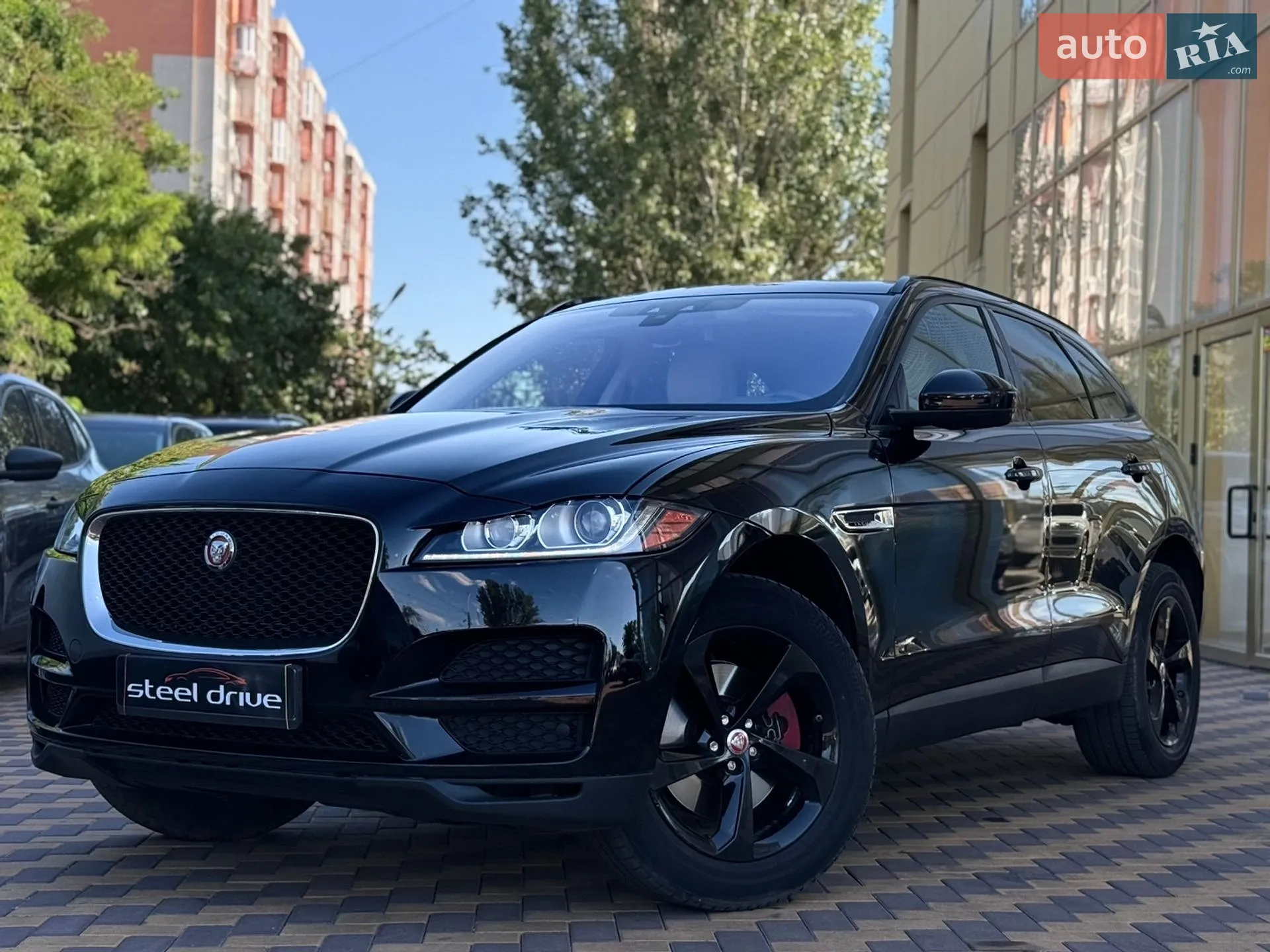 Jaguar F-Pace, 2017