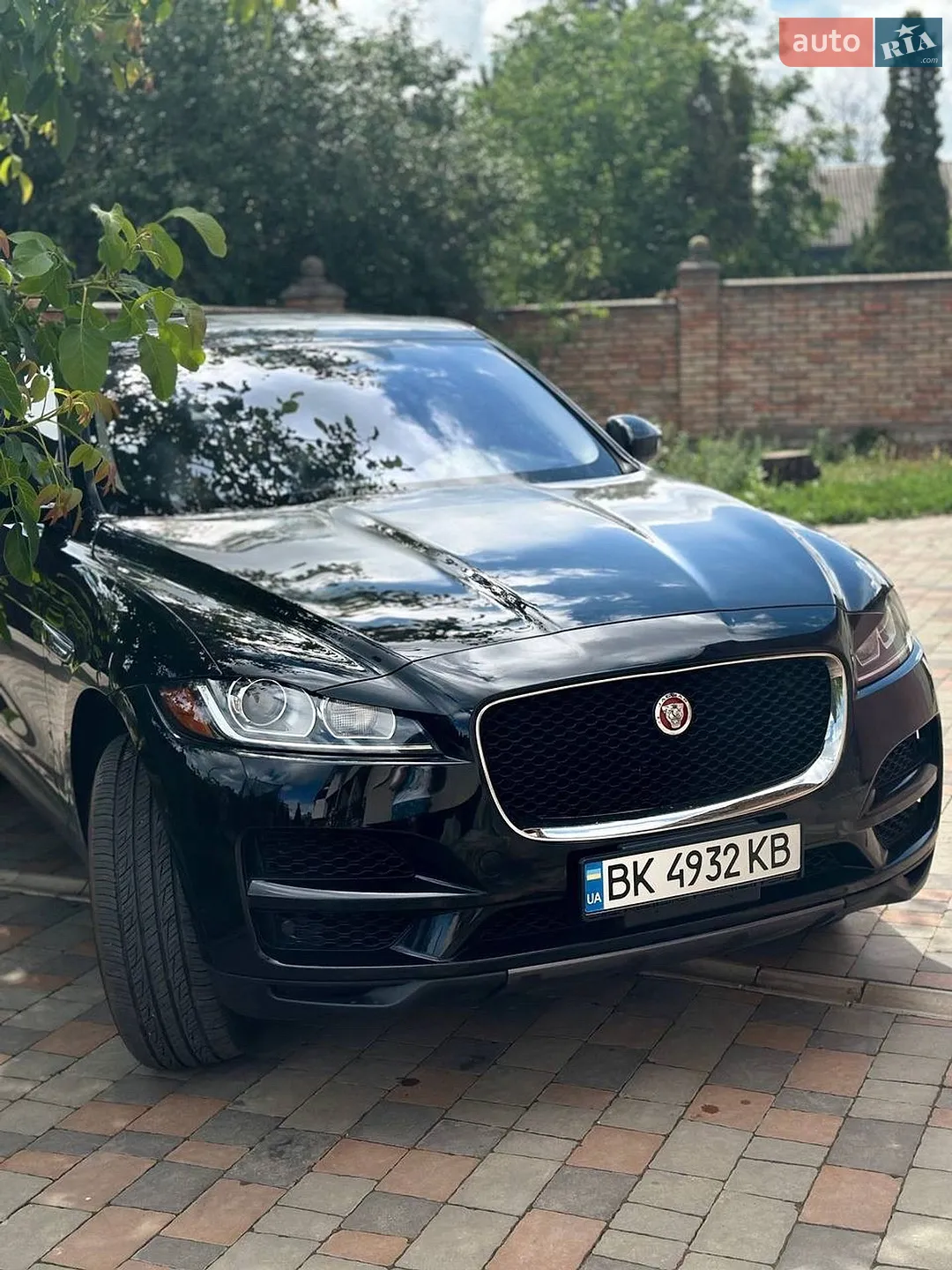 Jaguar F-Pace, 2016