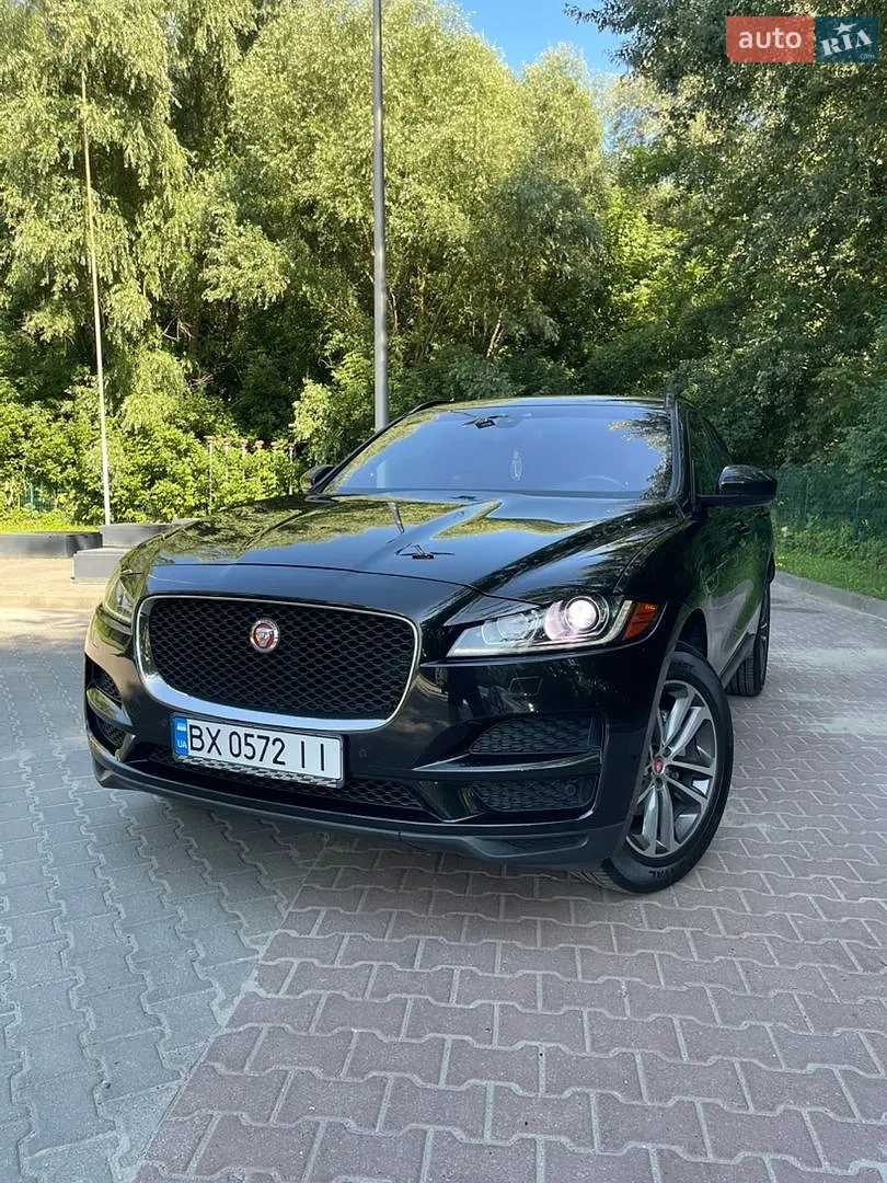 Jaguar F-Pace, 2016