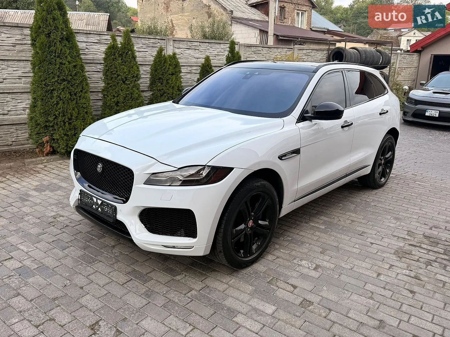 Jaguar F-Pace, 2018