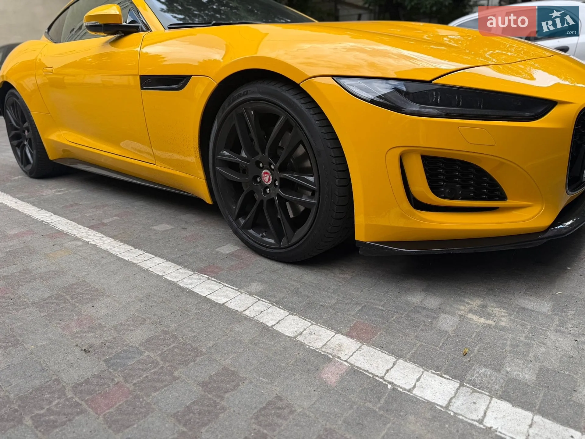 Jaguar F-Type, 2021