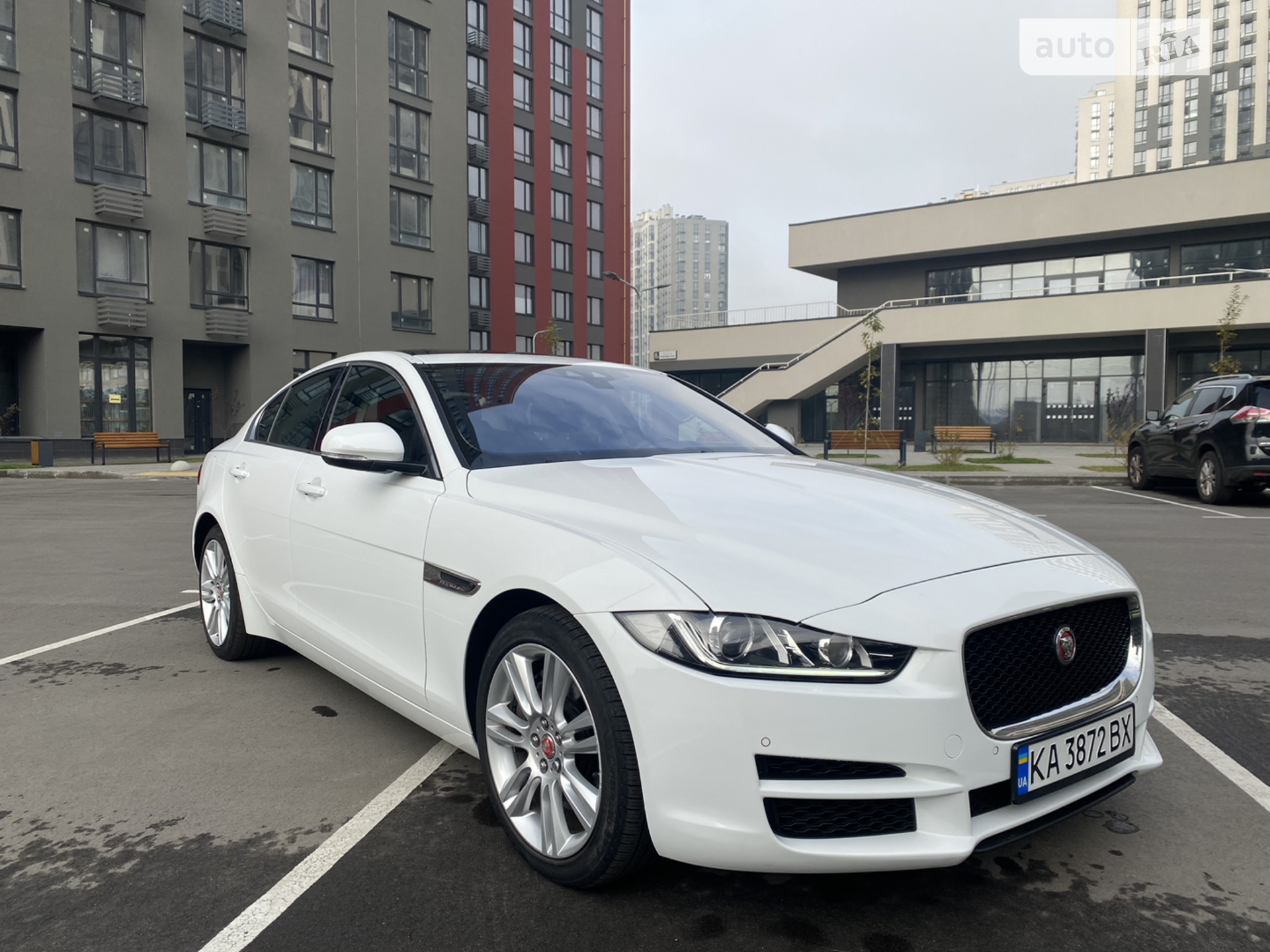 Jaguar XE, 2019