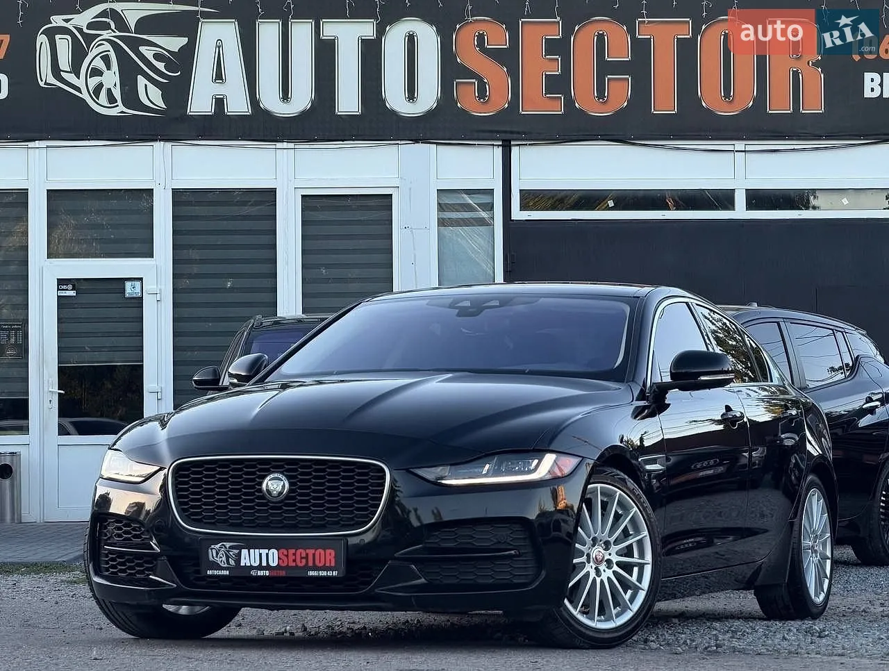 Jaguar XE, 2020