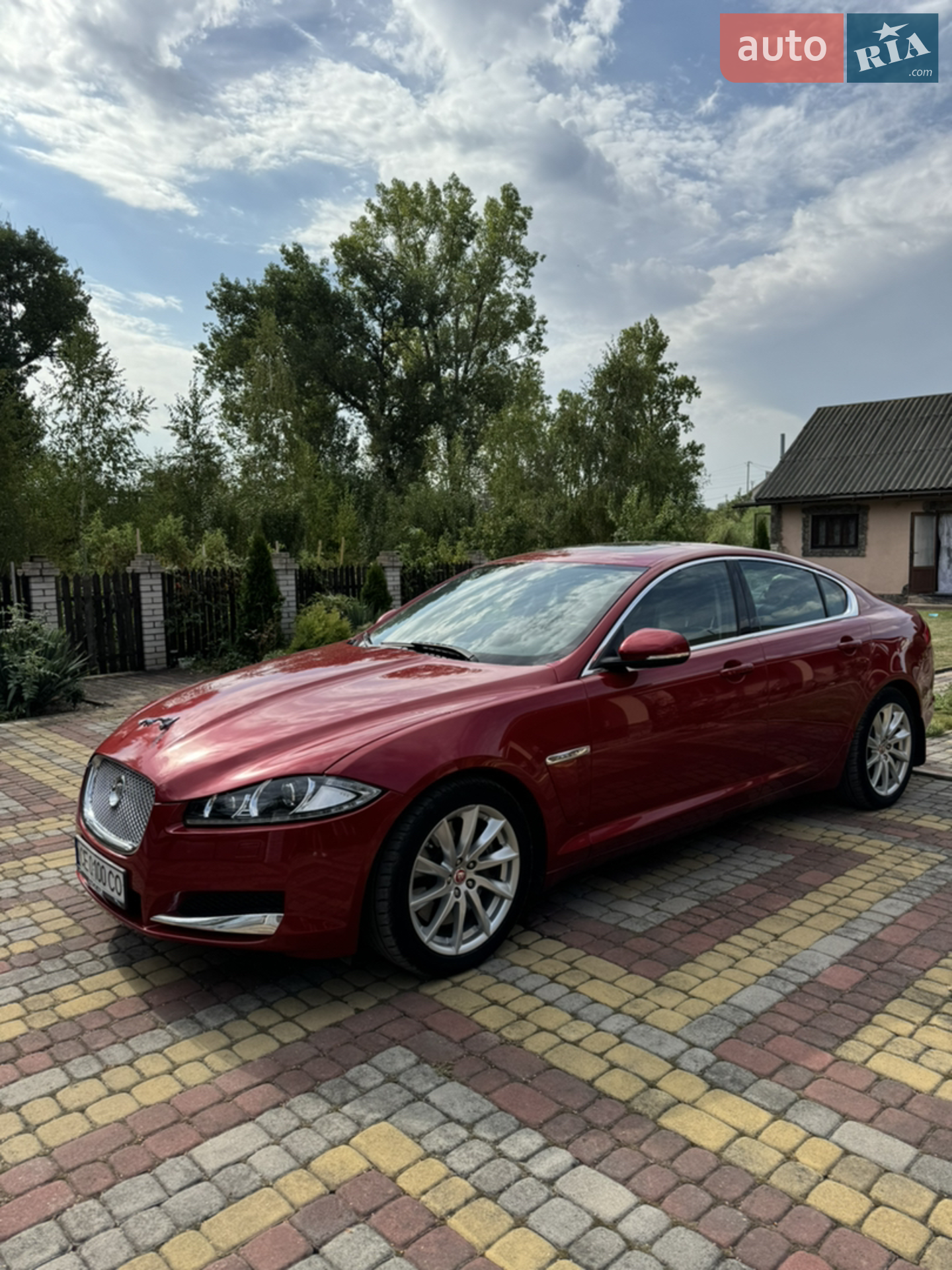 Jaguar XF, 2013