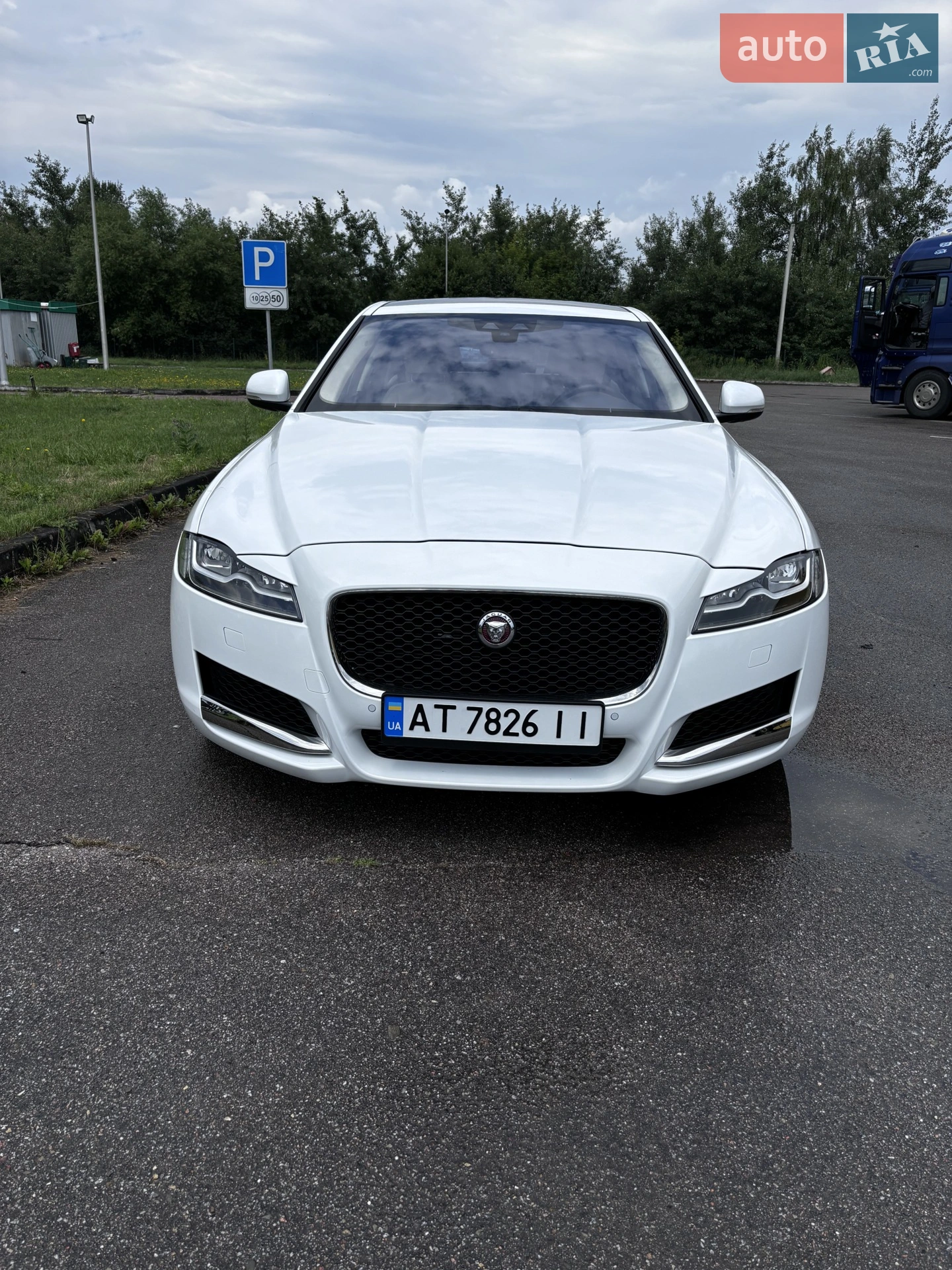Jaguar XF, 2018
