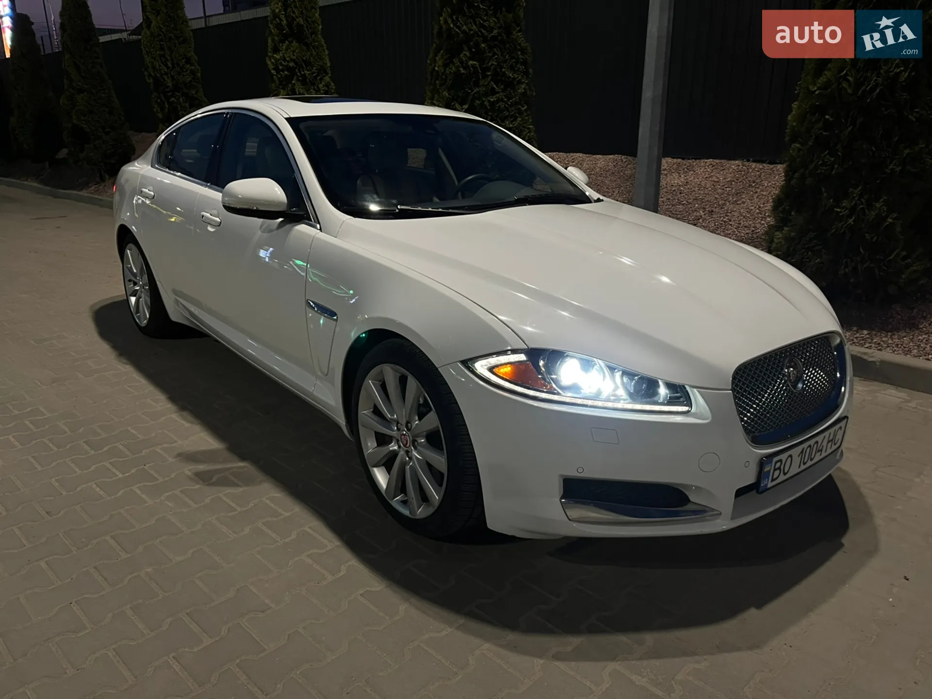 Jaguar XF, 2014