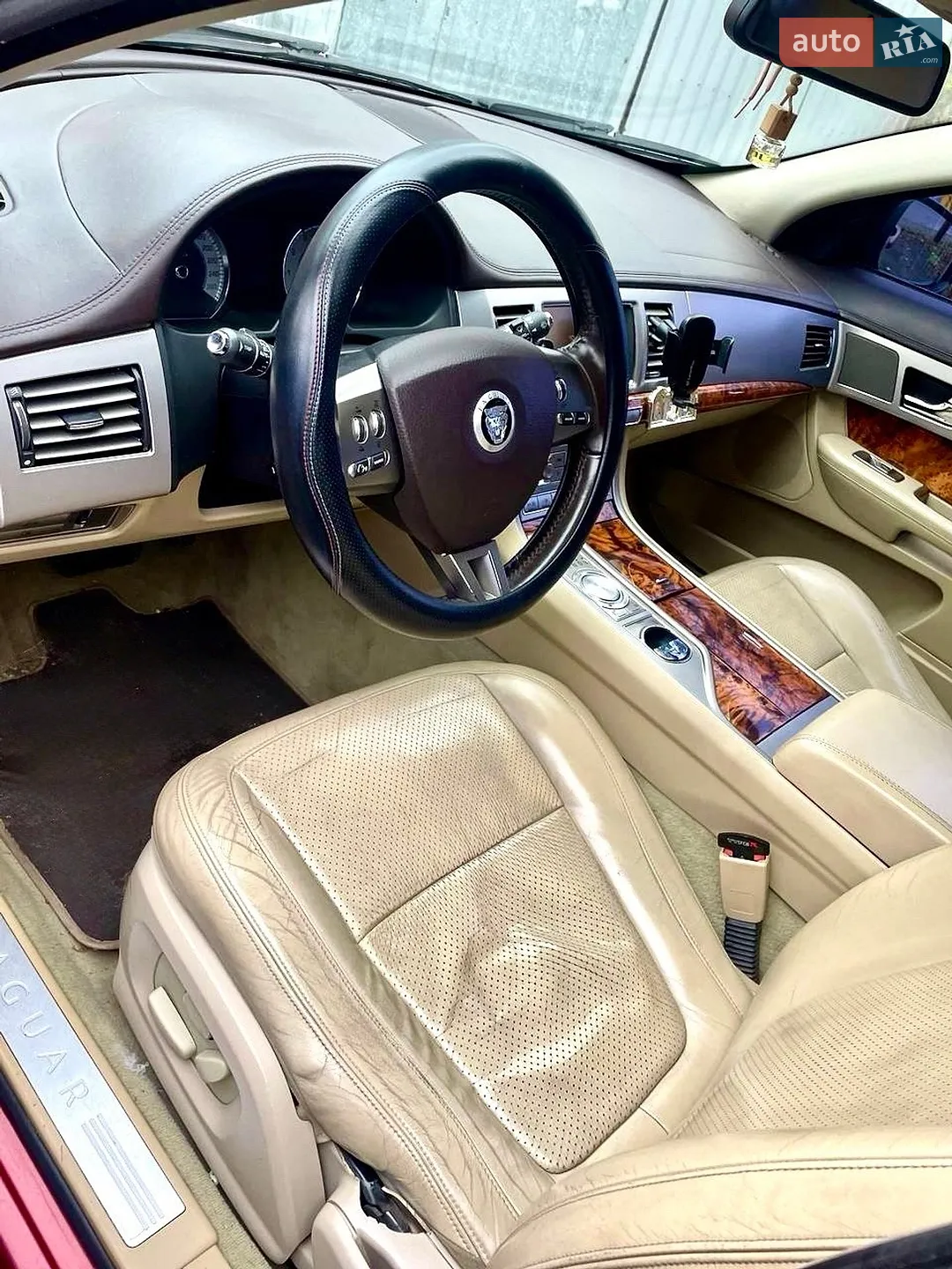 Jaguar XF, 2008