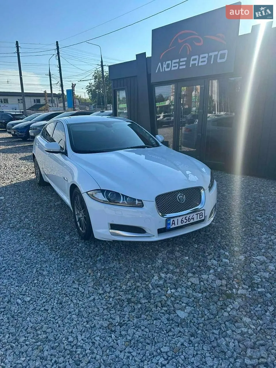 Jaguar XF, 2012