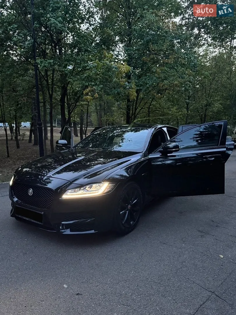 Jaguar XF, 2019