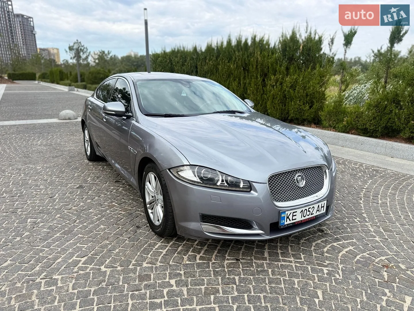 Jaguar XF, 2012