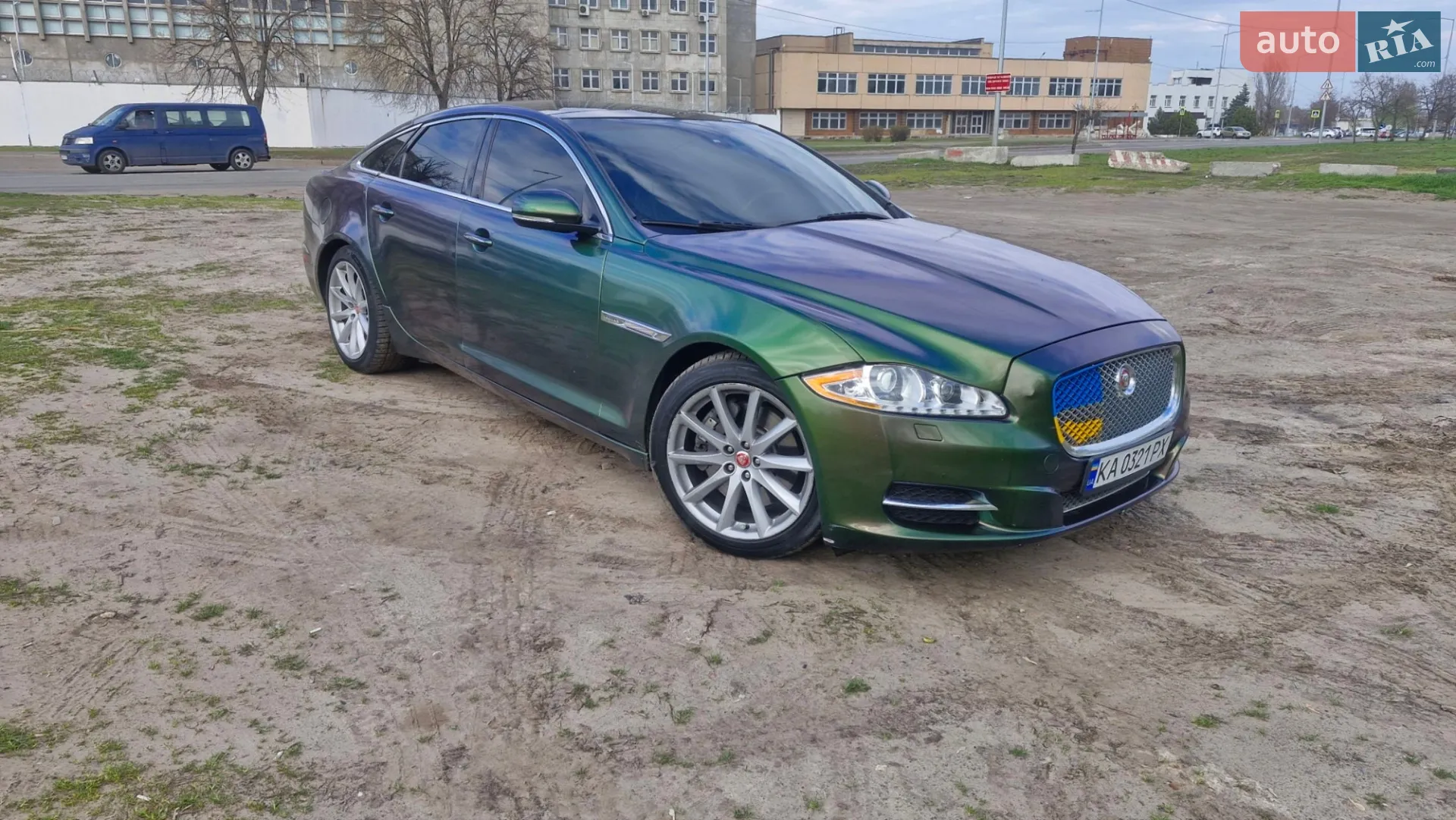 Jaguar XJ, 2013