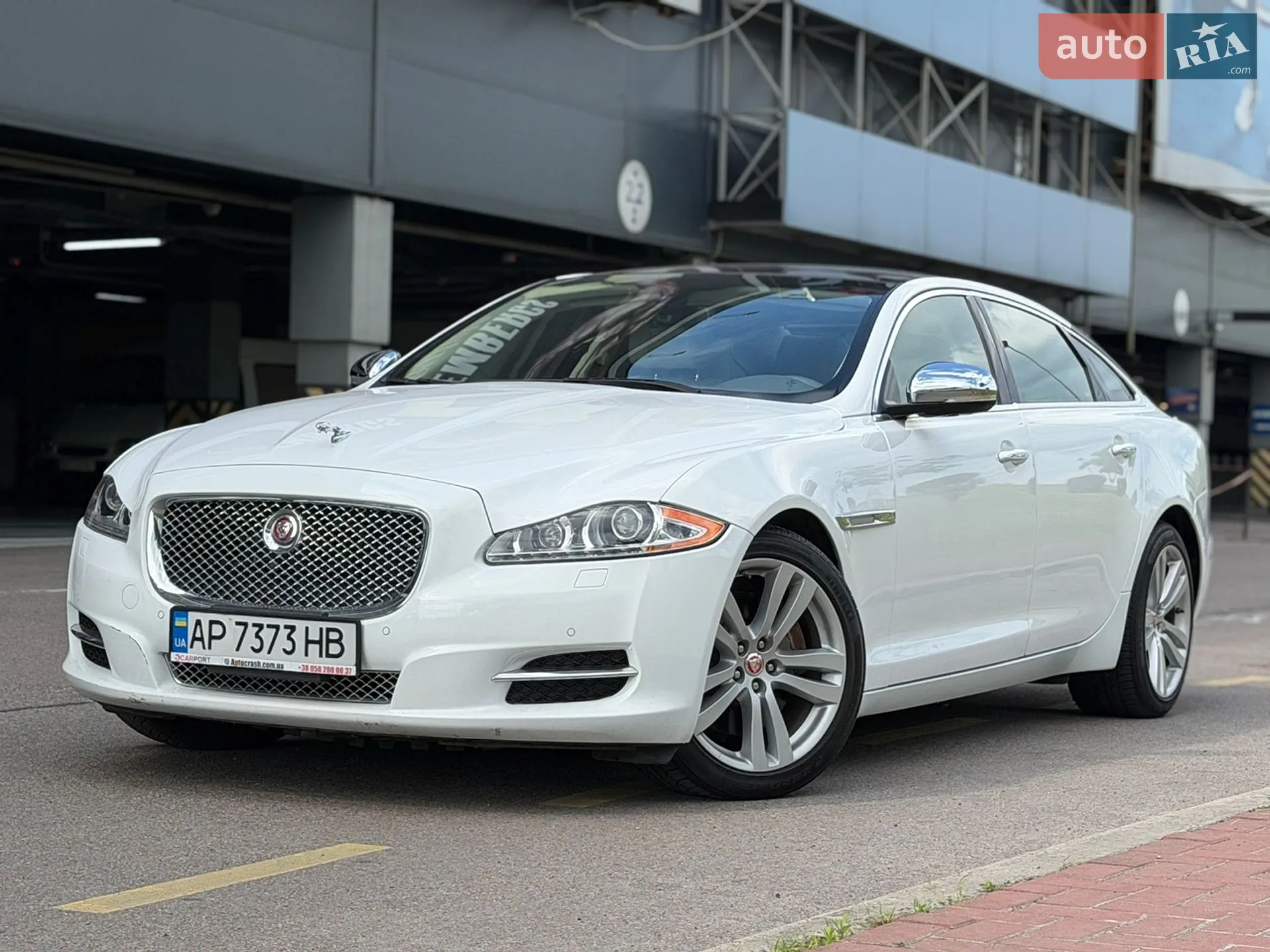 Jaguar XJ, 2014