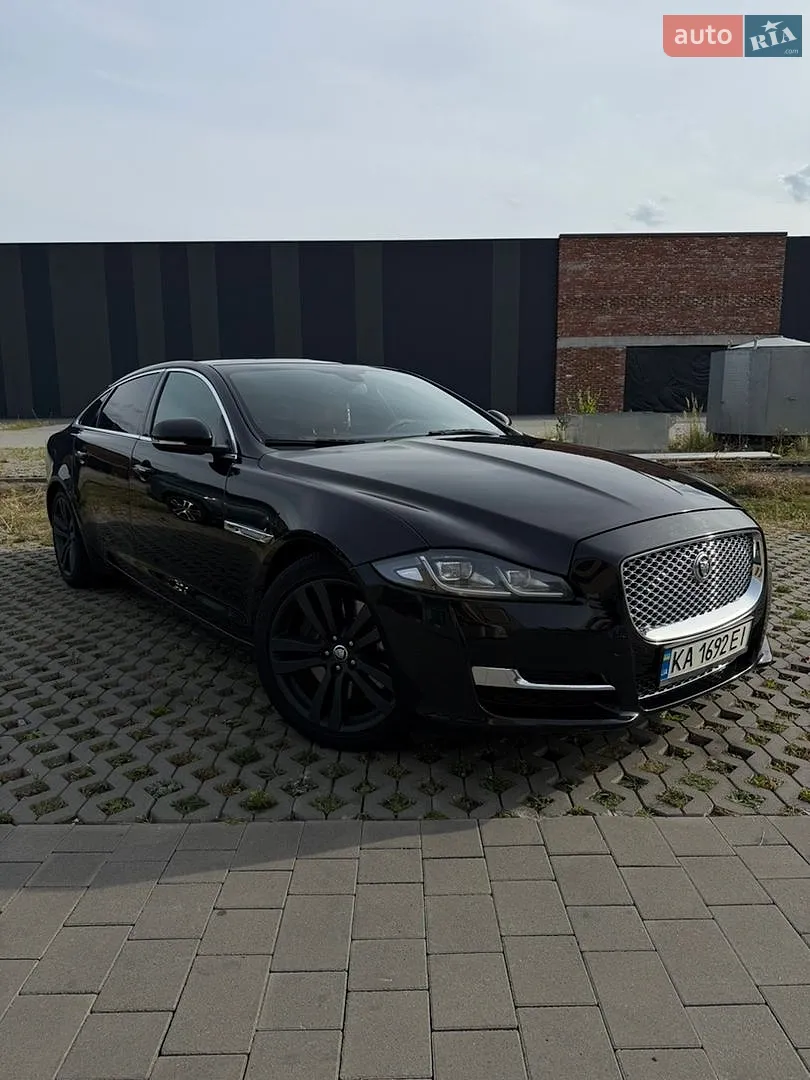 Jaguar XJ, 2012