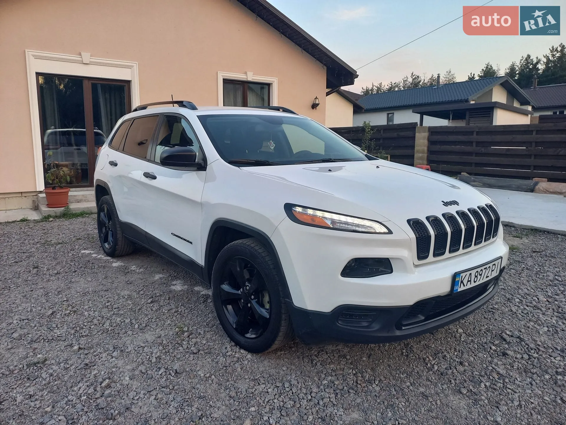 Jeep Cherokee, 2016
