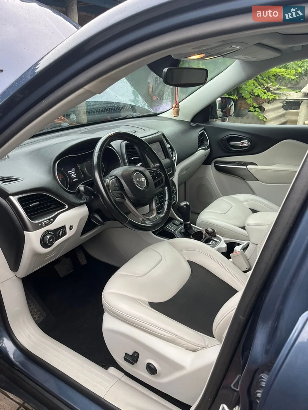 Jeep Cherokee, 2019