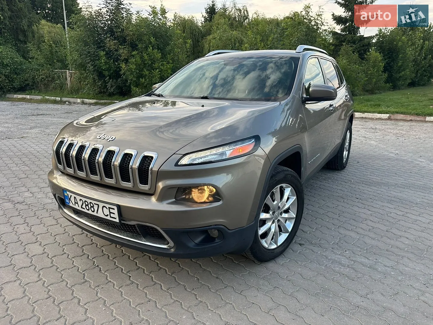 Jeep Cherokee, 2016
