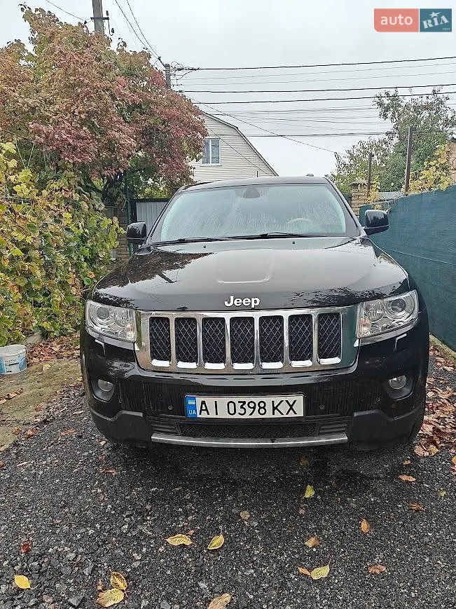 Jeep Grand Cherokee, 2011