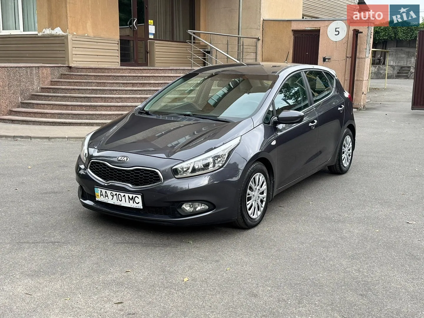 Kia Ceed, 2013