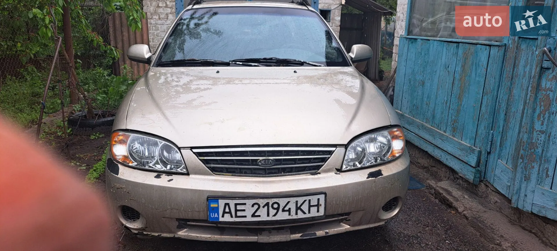 Kia Sephia, 1998