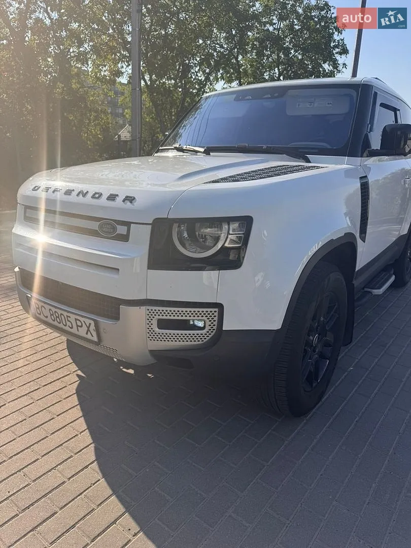 Land Rover Defender, 2021