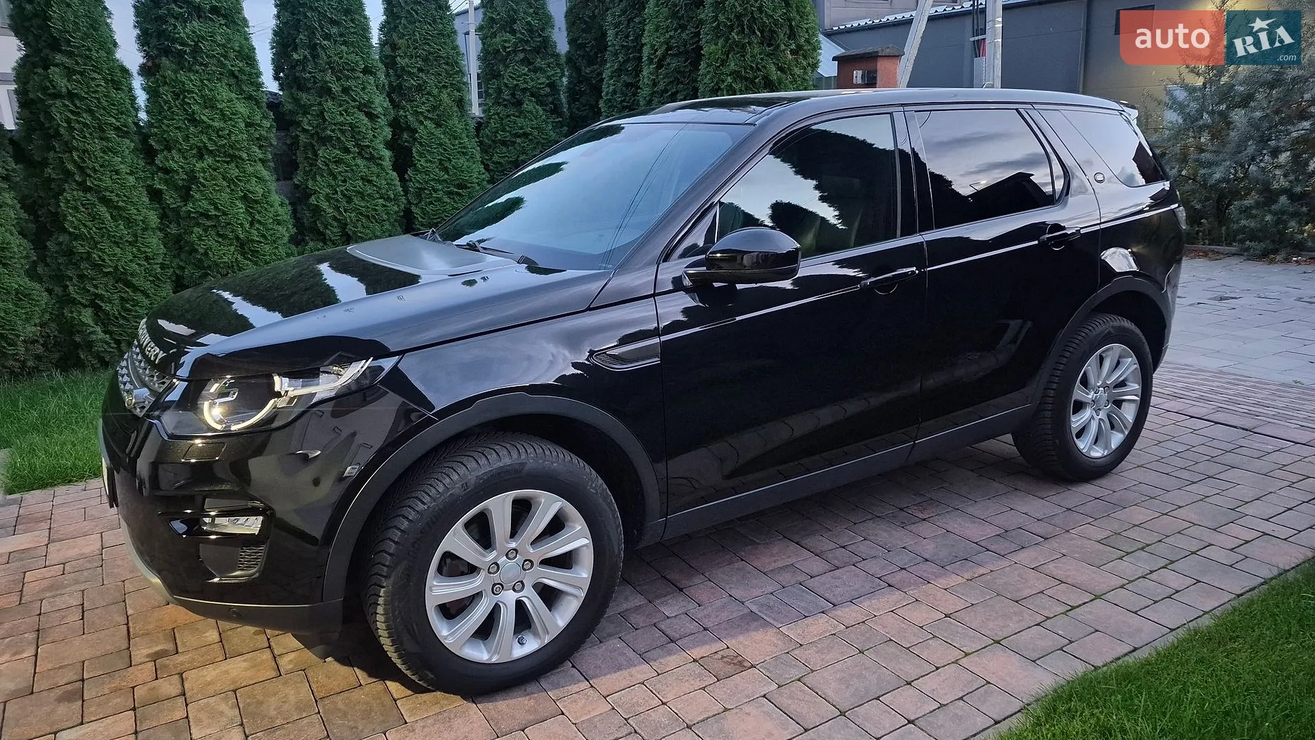 Land Rover Discovery Sport, 2015