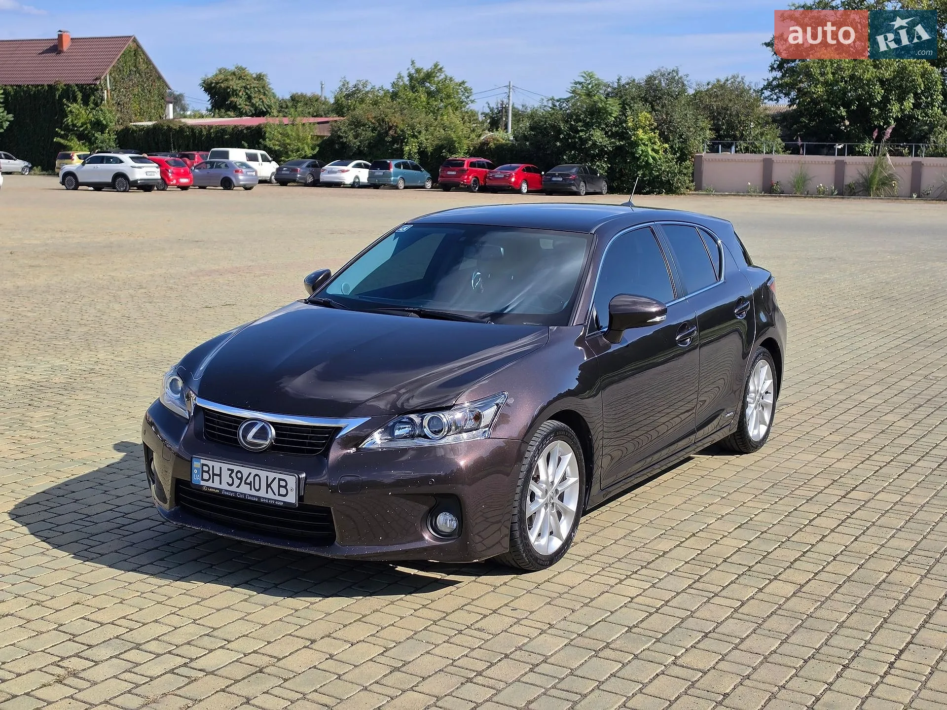 Lexus CT, 2012