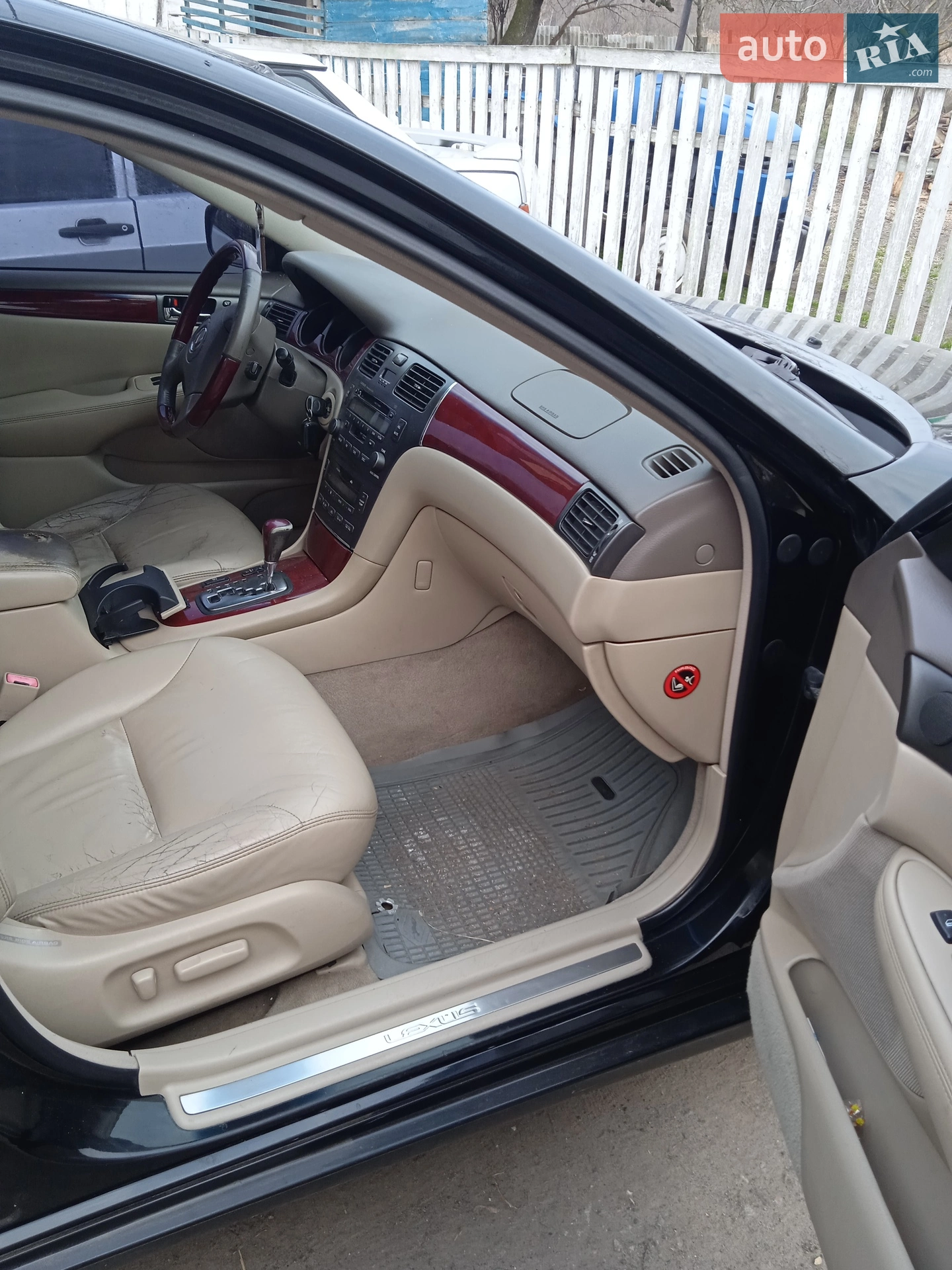 Lexus ES, 2004