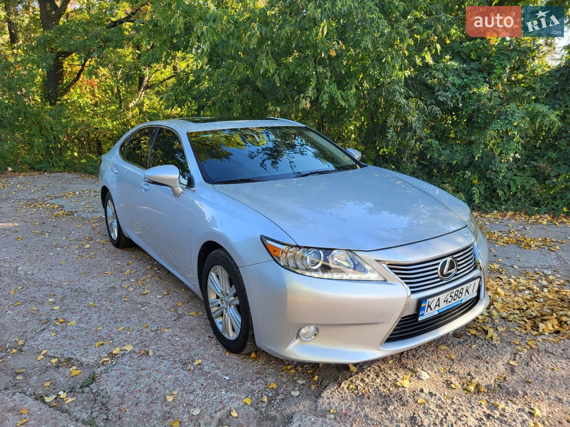 Lexus ES, 2014