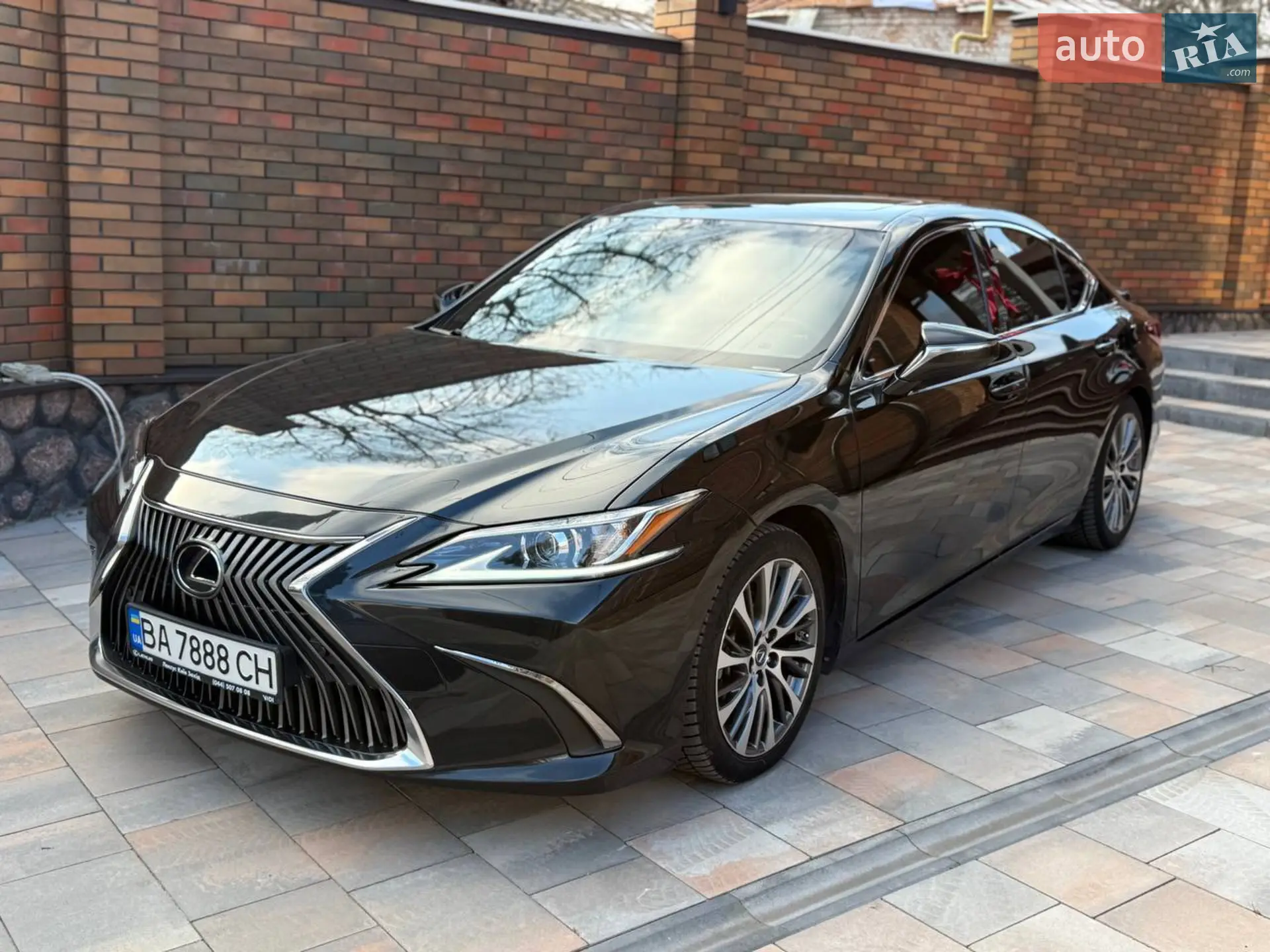Lexus ES, 2020