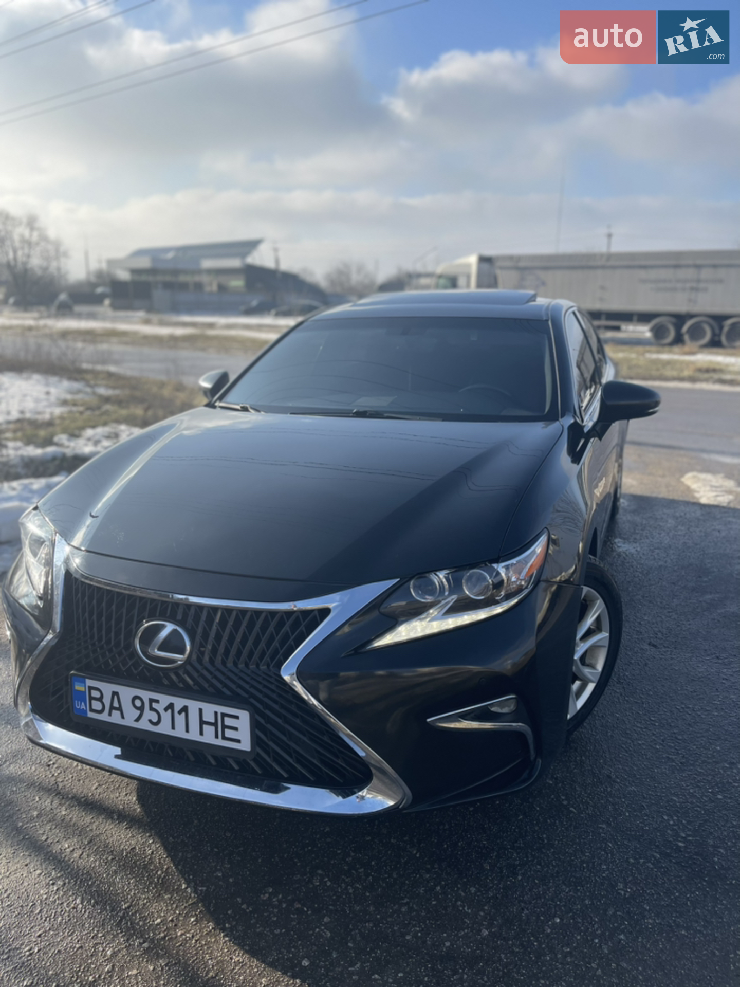 Lexus ES, 2016