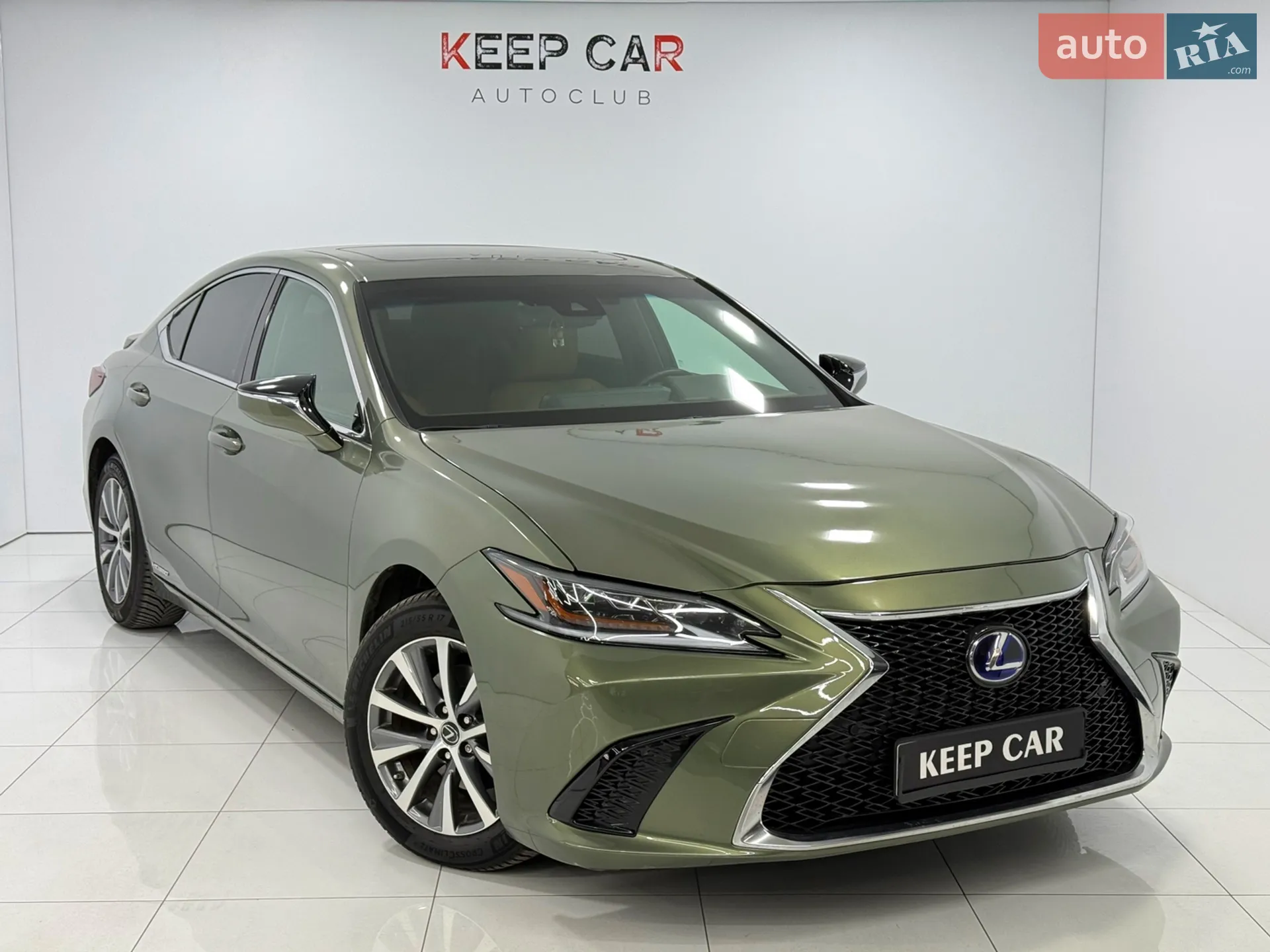Lexus ES, 2020