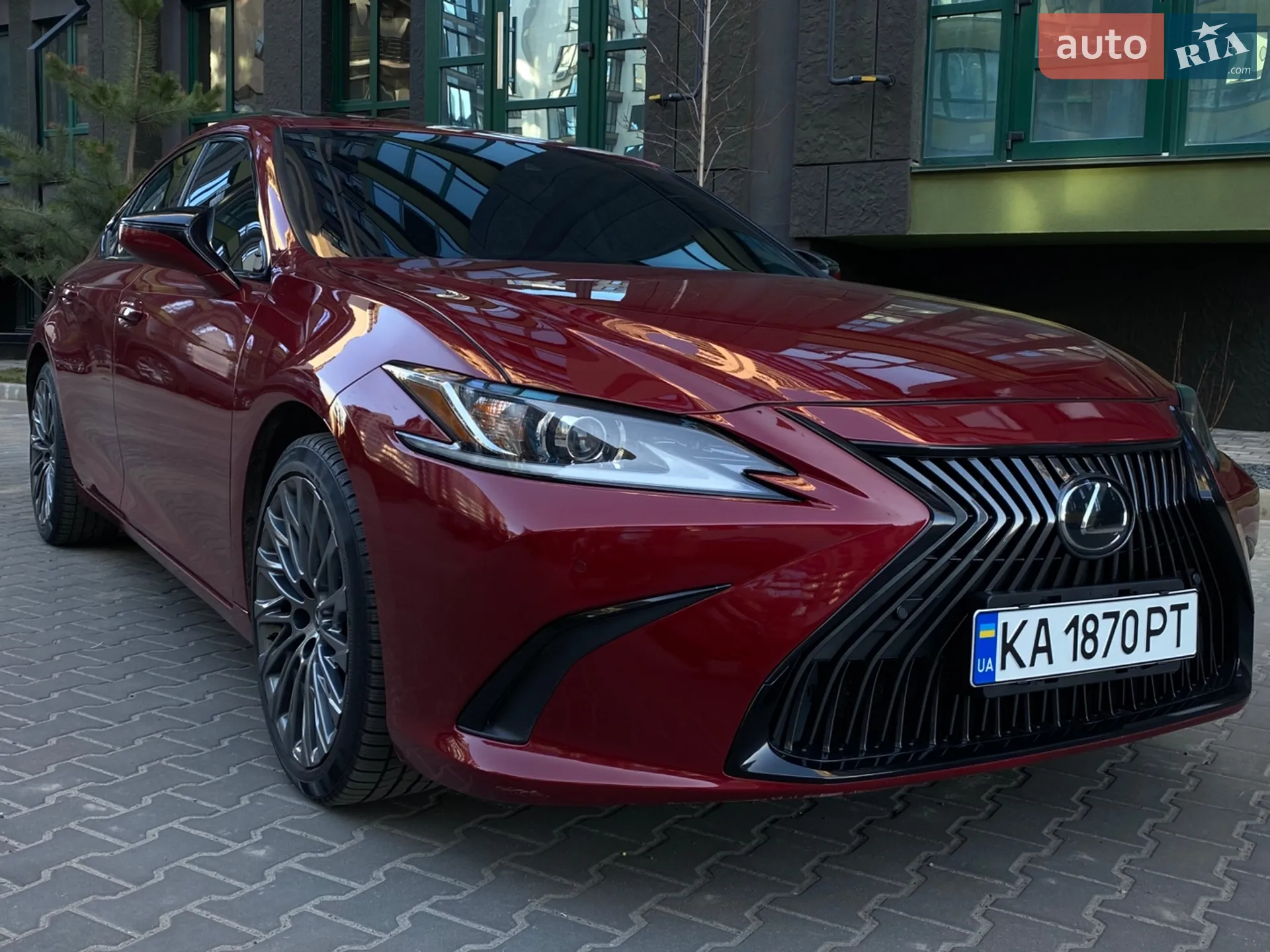 Lexus ES, 2019