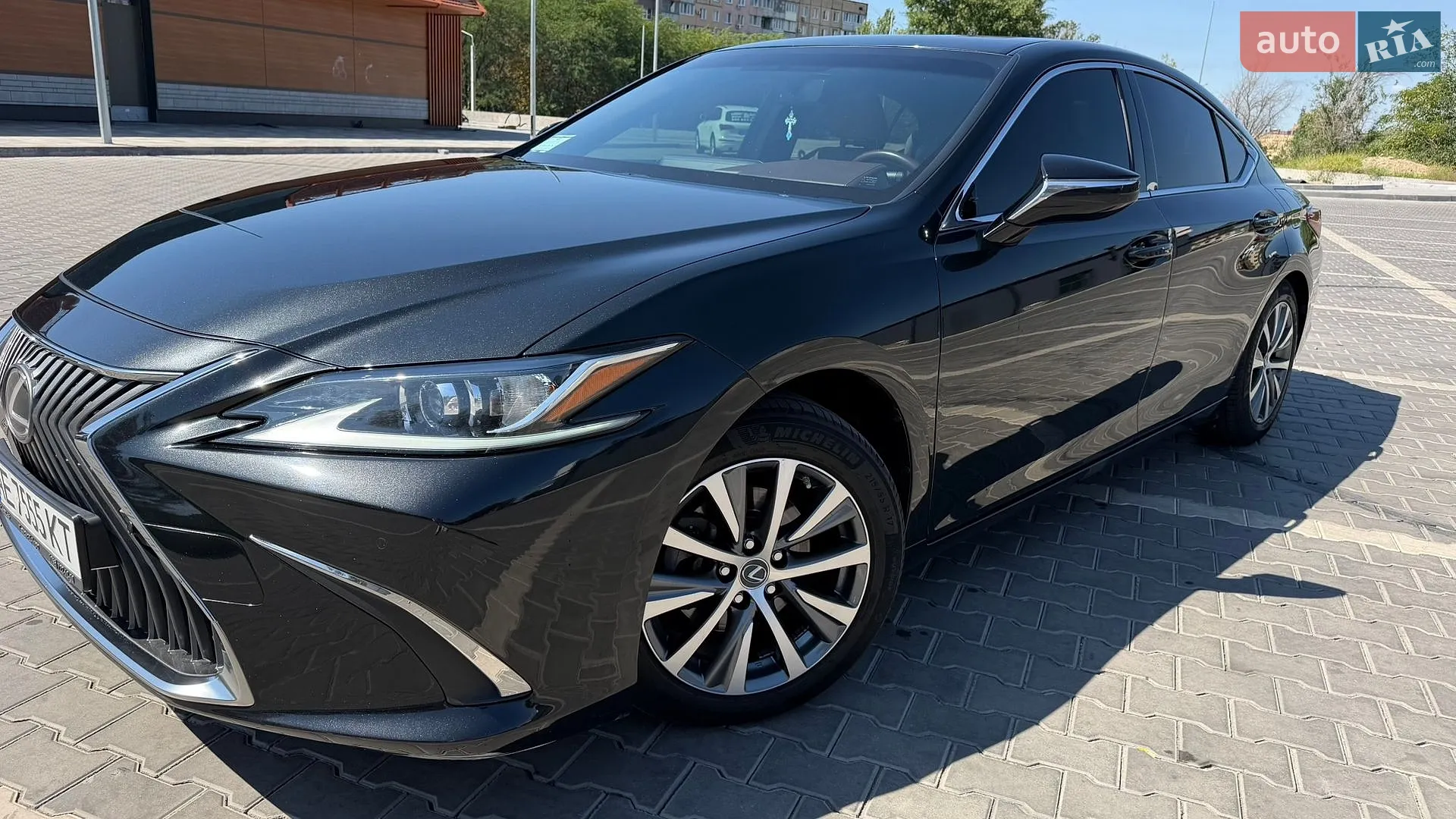 Lexus ES, 2019
