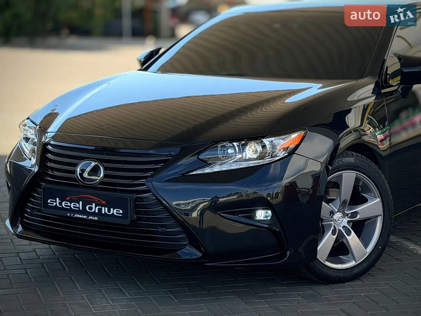 Lexus ES, 2017
