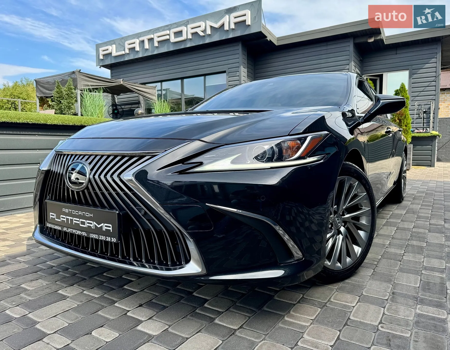 Lexus ES, 2020