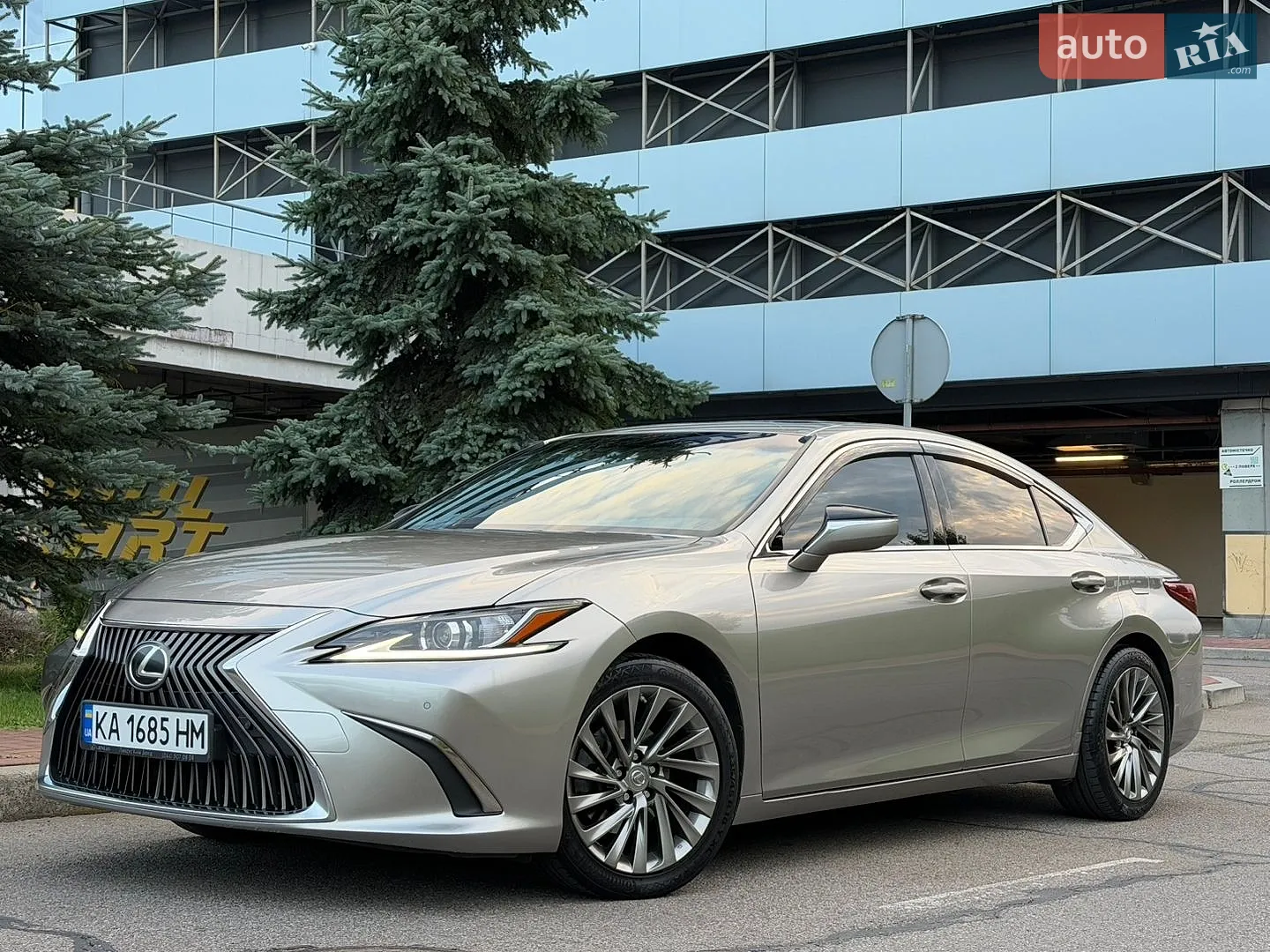 Lexus ES, 2018