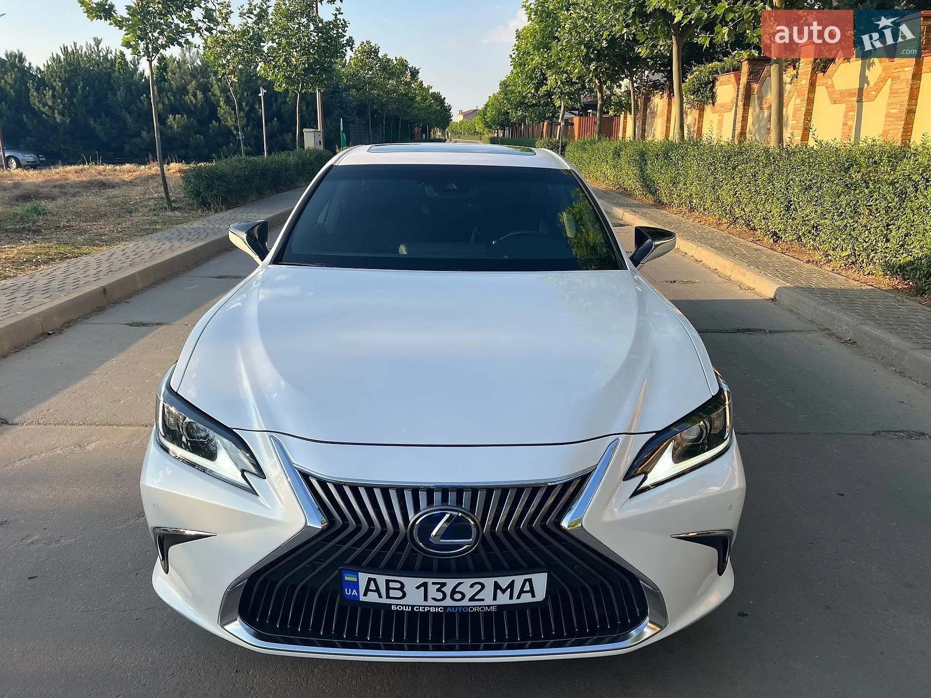 Lexus ES, 2021