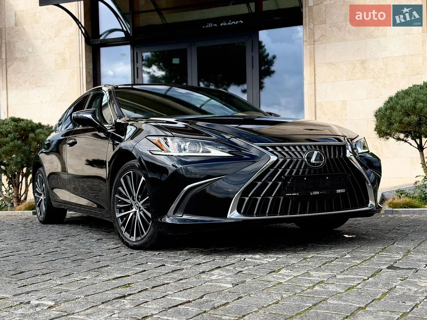 Lexus ES, 2024