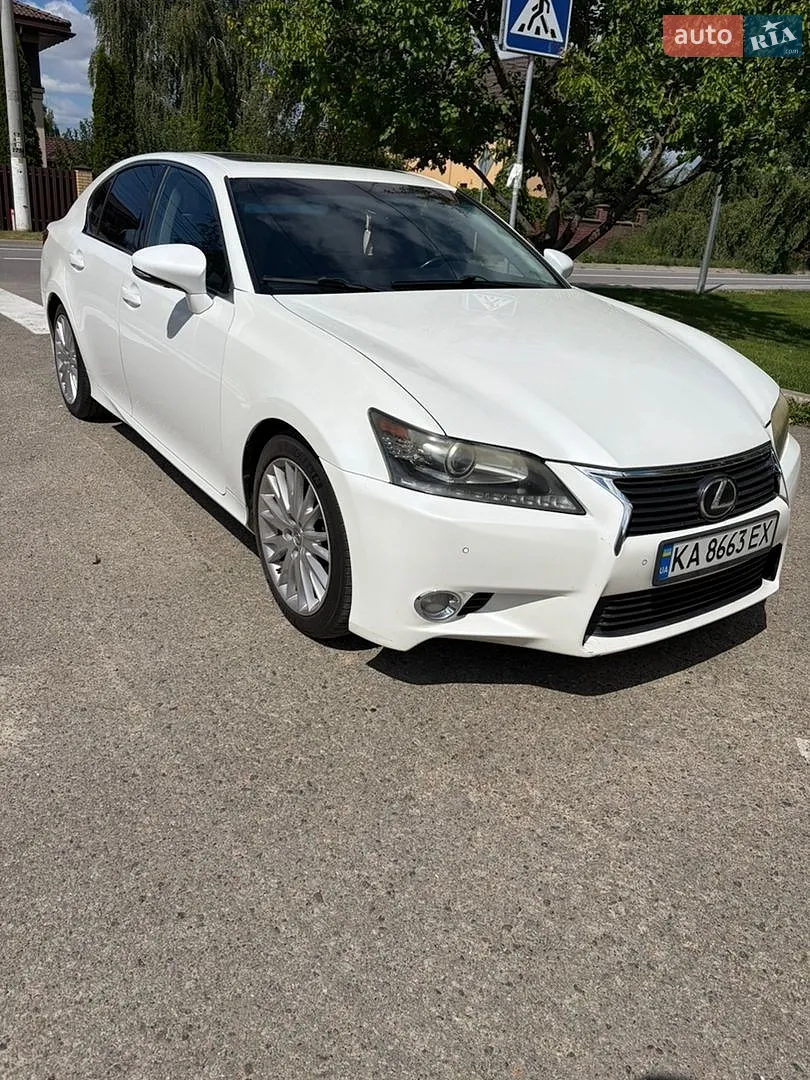 Lexus GS, 2013