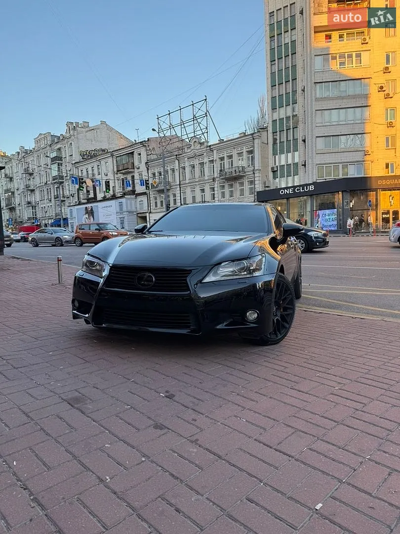 Lexus GS, 2013