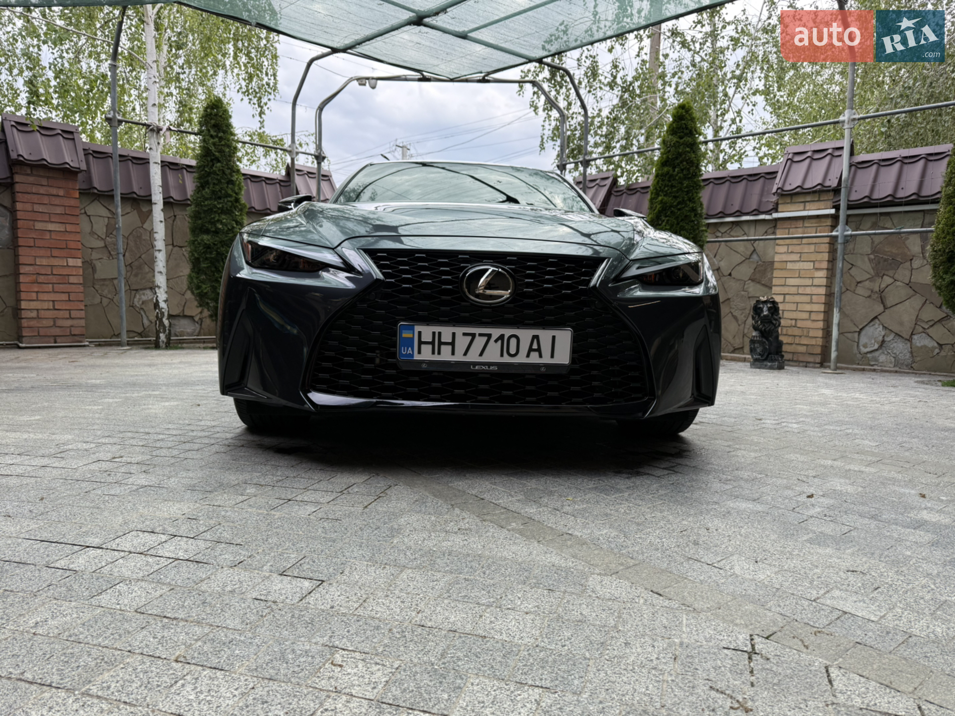 Lexus IS, 2021