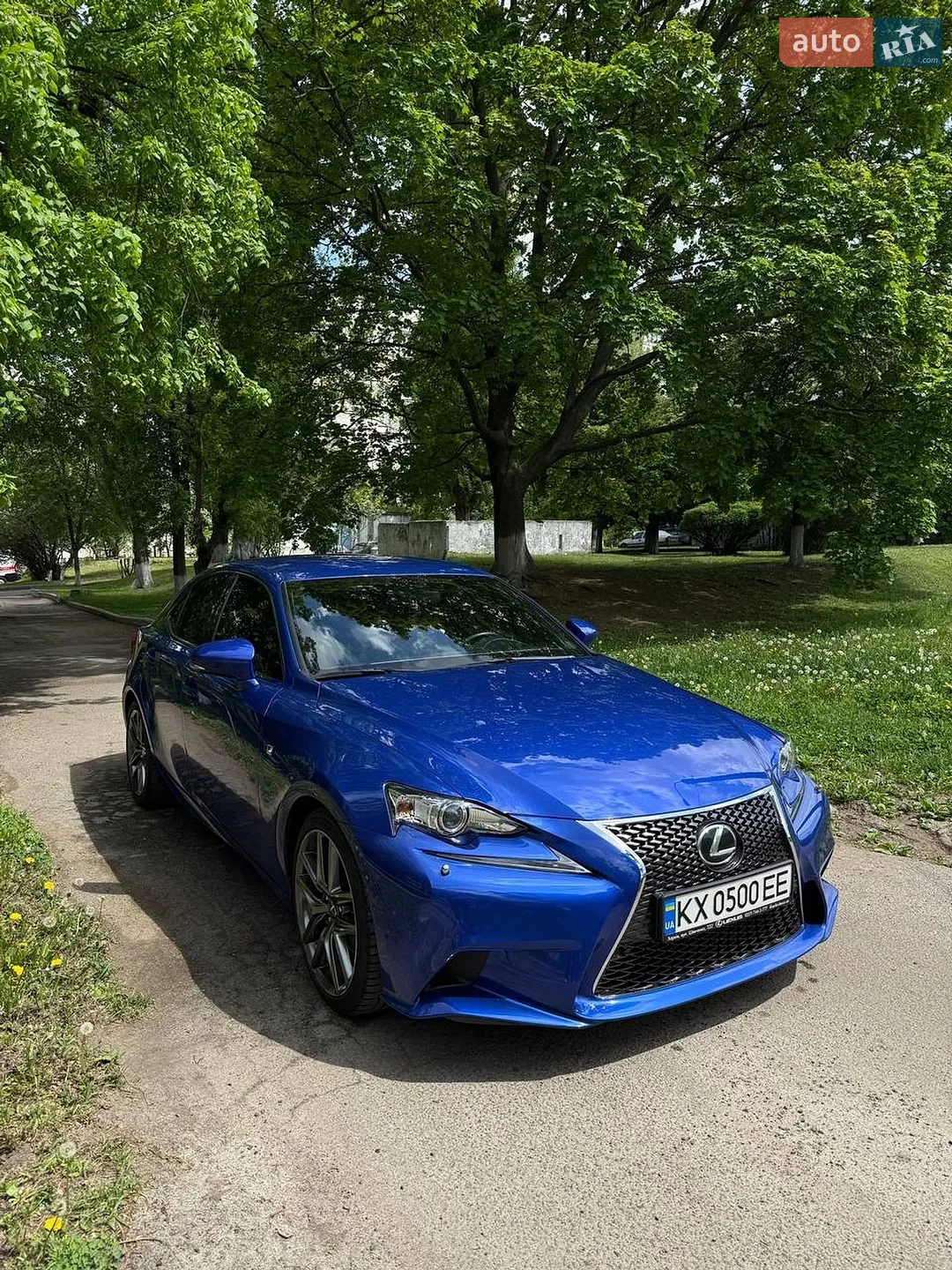 Lexus IS, 2013