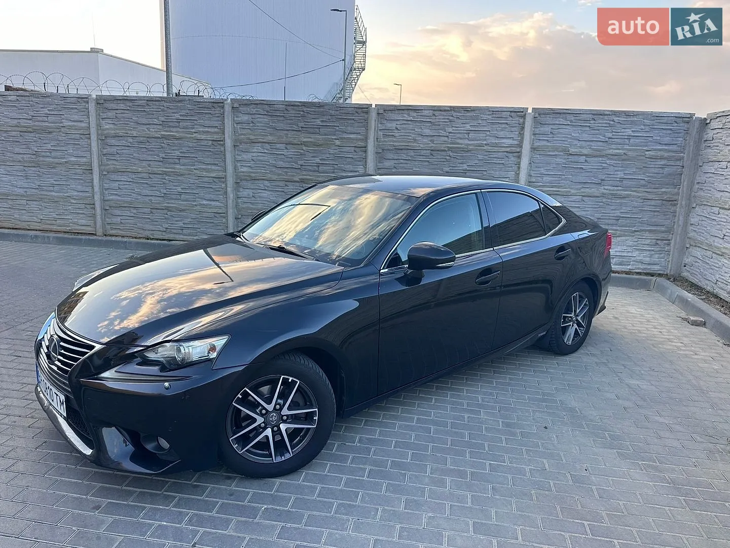 Lexus IS, 2014