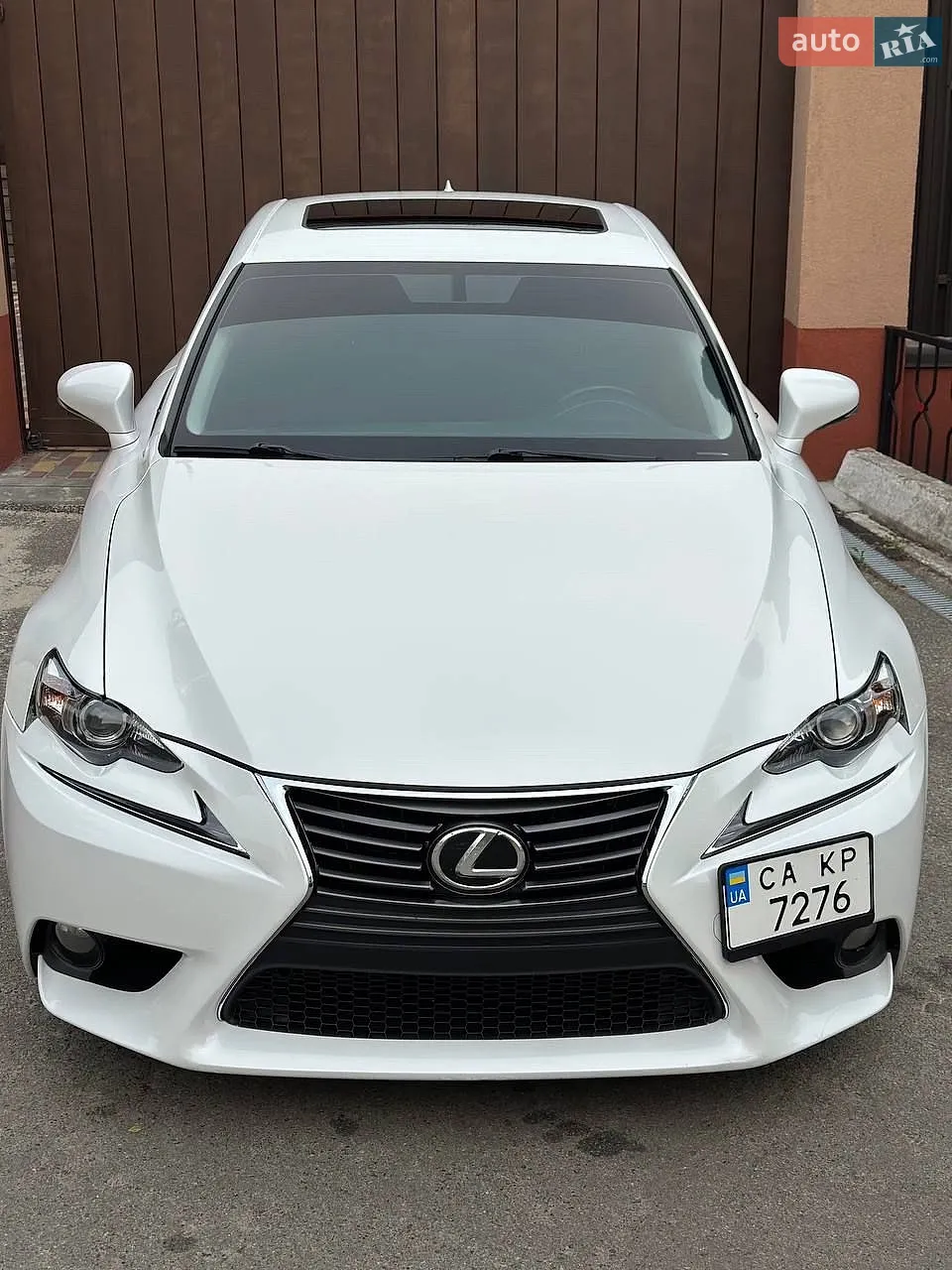 Lexus IS, 2013