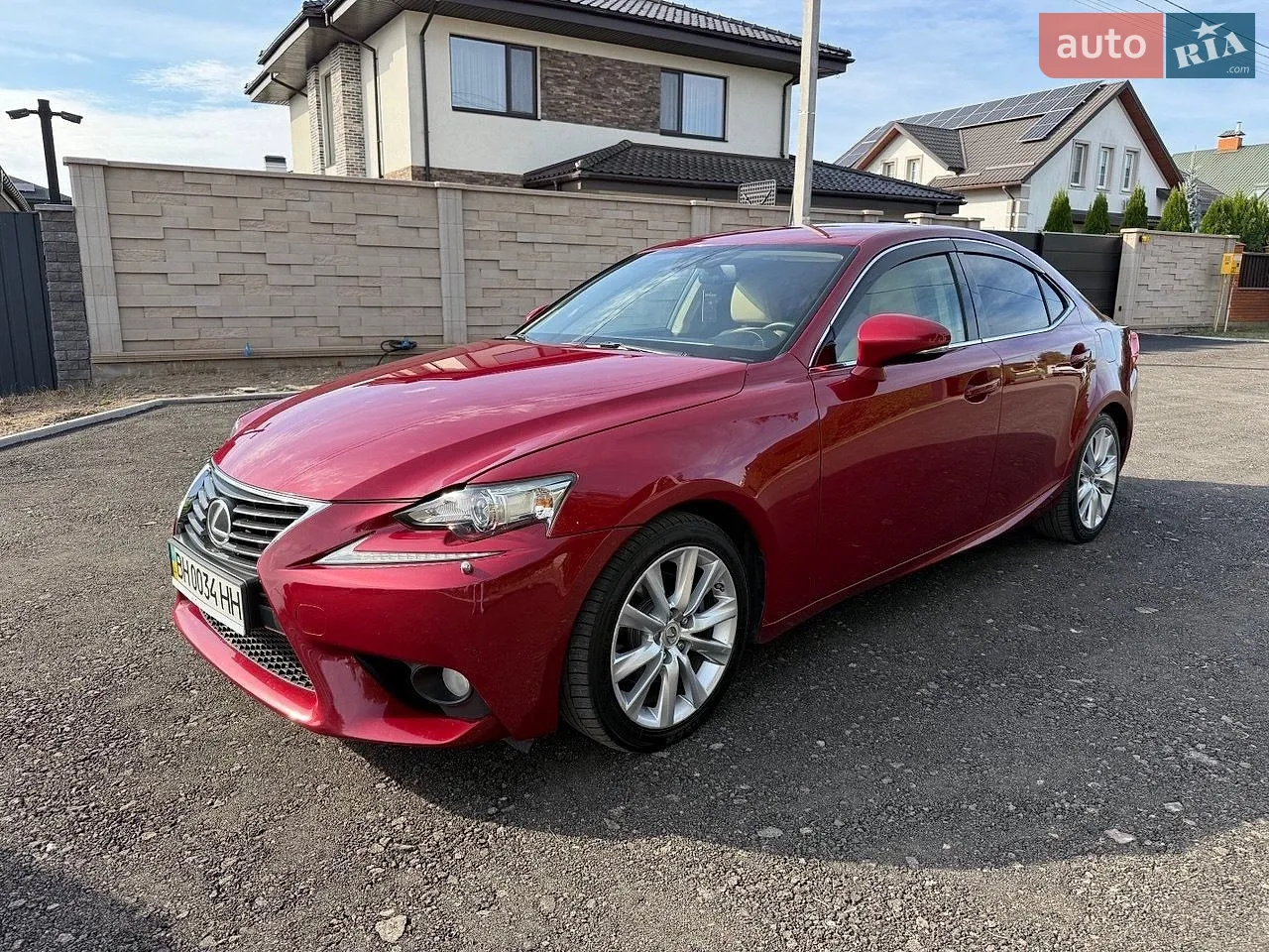 Lexus IS, 2013