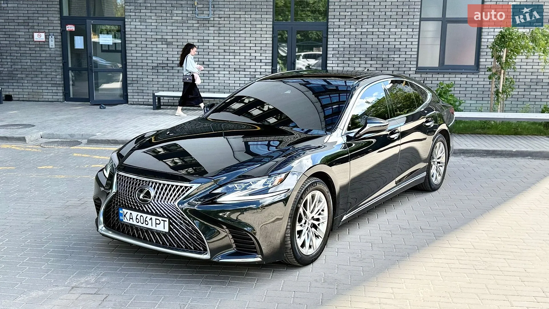 Lexus LS, 2018