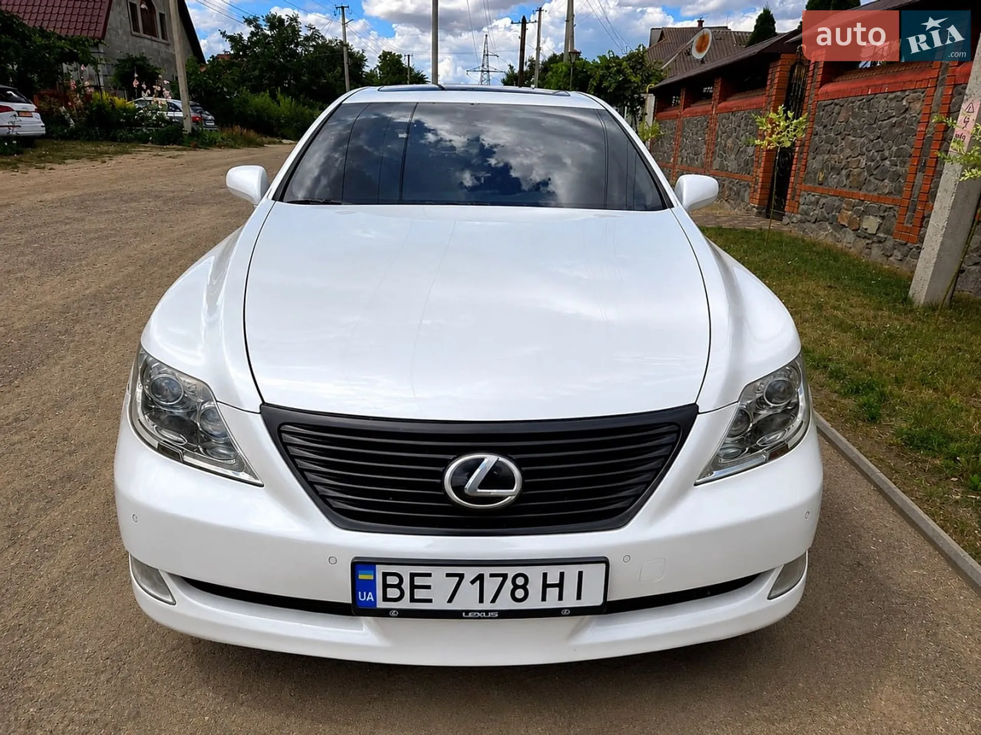Lexus LS, 2008