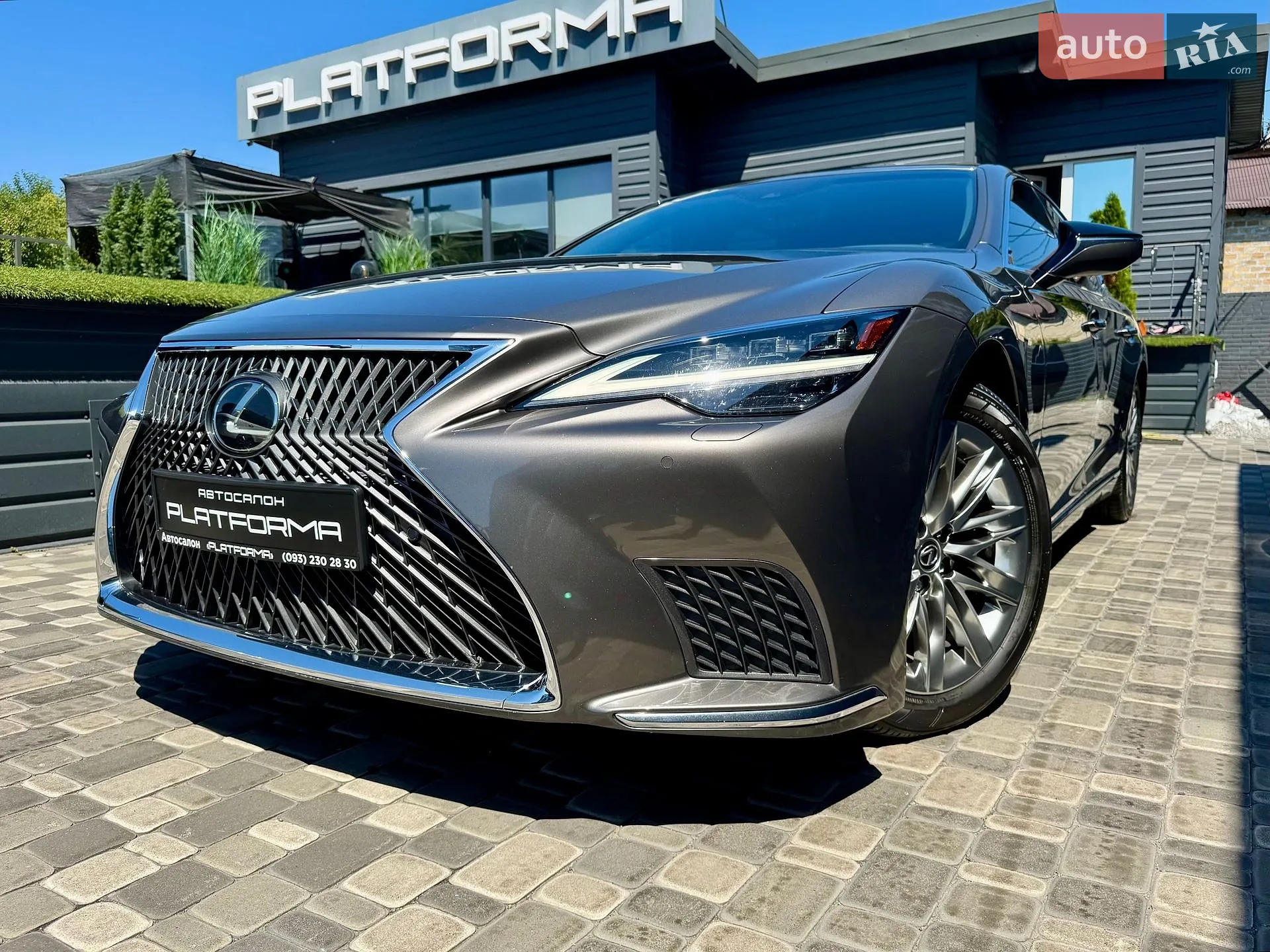 Lexus LS, 2020