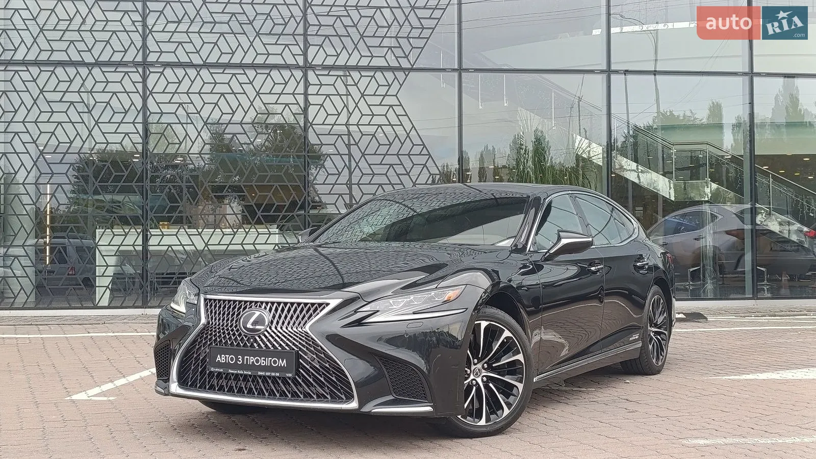 Lexus LS, 2017